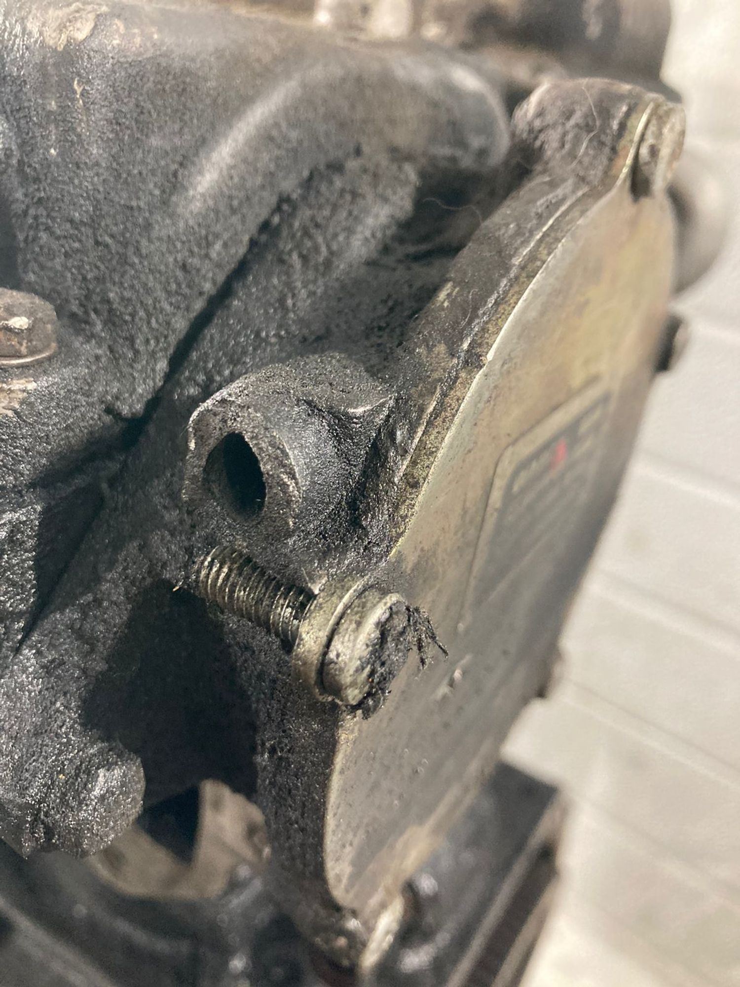 https://ycs.partsauto.market/partsauto-images/thmbs/b135e93f2d106a11df5e4386431c5e55/bb423efdb4f0f2f816a90479ec7a370a/b6d395871ed71acee197e59846a1ffaf.jpg