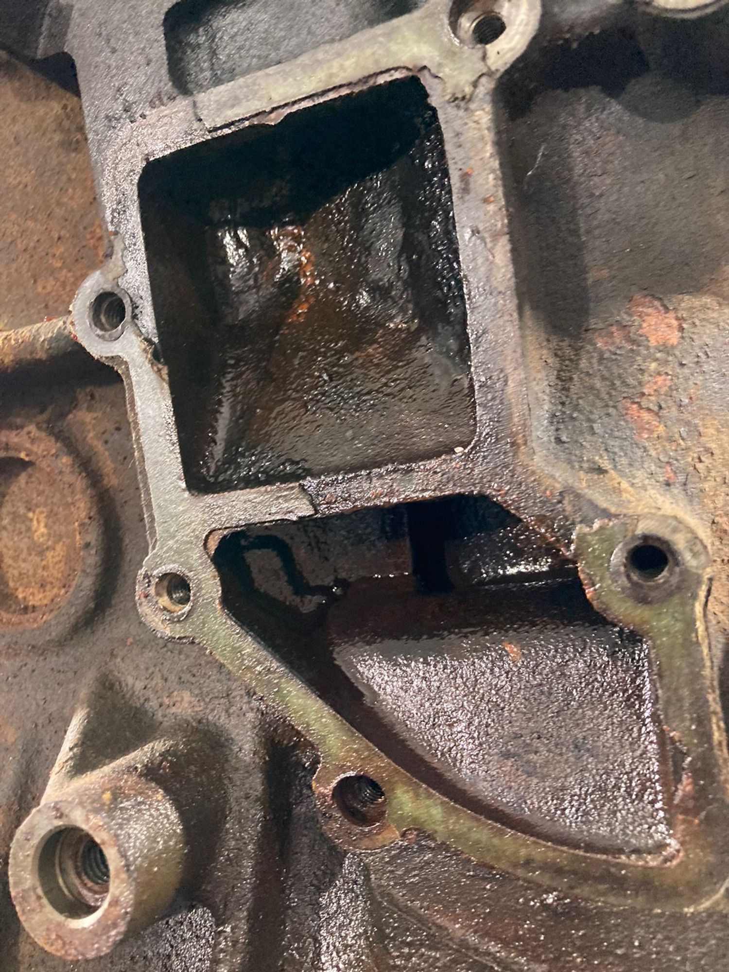 https://ycs.partsauto.market/partsauto-images/thmbs/b135e93f2d106a11df5e4386431c5e55/bb423efdb4f0f2f816a90479ec7a370a/dd95967084d573bdcdae2035ca1807e3.jpg