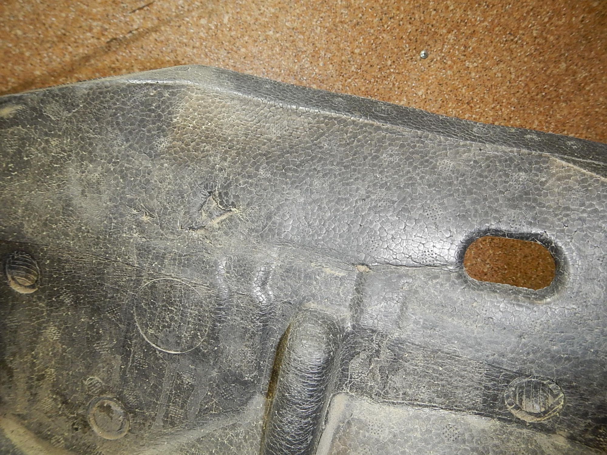 https://ycs.partsauto.market/partsauto-images/thmbs/b135e93f2d106a11df5e4386431c5e55/bdb564ad654773799c0d6a376c2e2fa3/65c553ba4a61de9afa6017d086cd4ca6.jpg