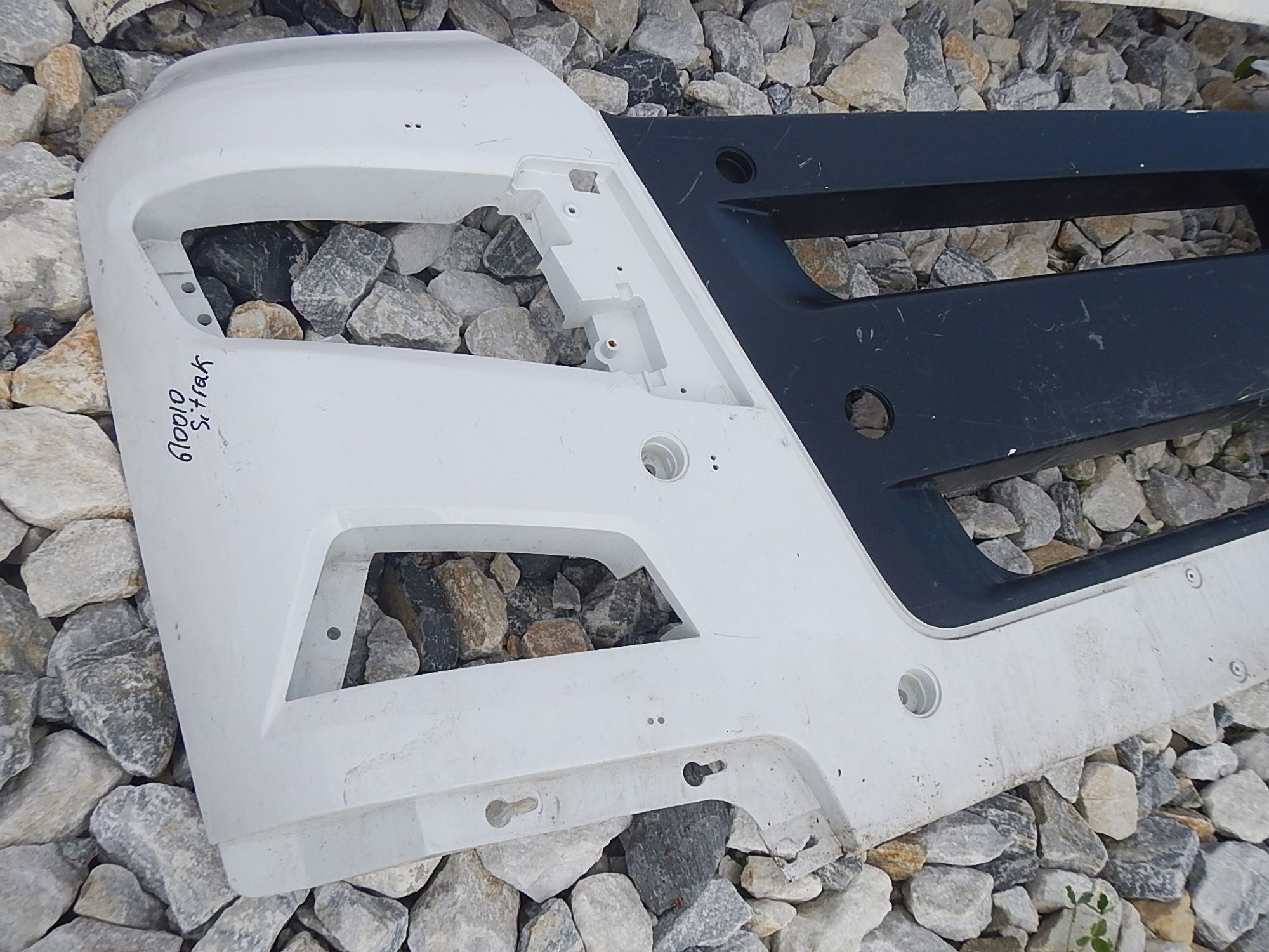https://ycs.partsauto.market/partsauto-images/thmbs/b135e93f2d106a11df5e4386431c5e55/c4b148f64927f681fb95dedc549c0052/ebbc667681d57d05a8bb760b3c38b35d.jpg