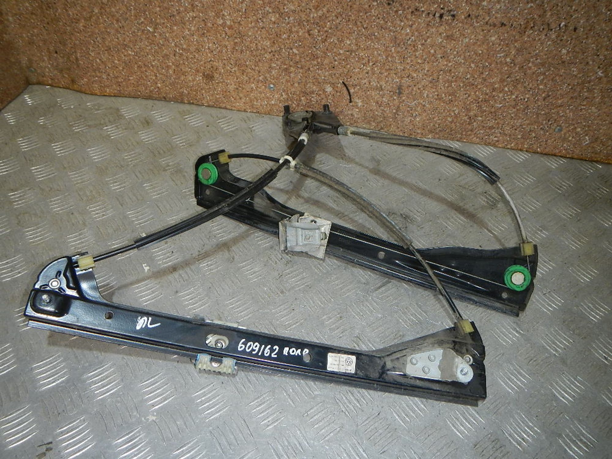 https://ycs.partsauto.market/partsauto-images/thmbs/b135e93f2d106a11df5e4386431c5e55/c75b621cb8a5b7194b5b6e98e67ad34f/89d4446a1aa0ac0a6329d7689634e355.jpg