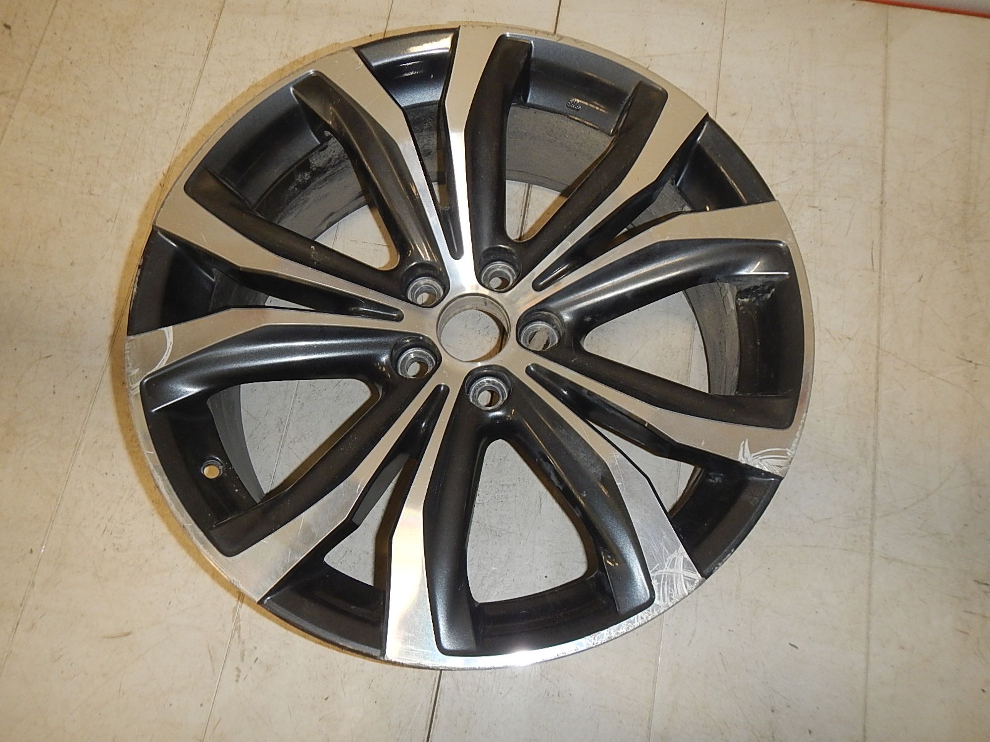 https://ycs.partsauto.market/partsauto-images/thmbs/b135e93f2d106a11df5e4386431c5e55/cd7087f940b581bcae2941bc7c84476d/4e7ce41b8b3a848fe74d770e2c14077f.jpg