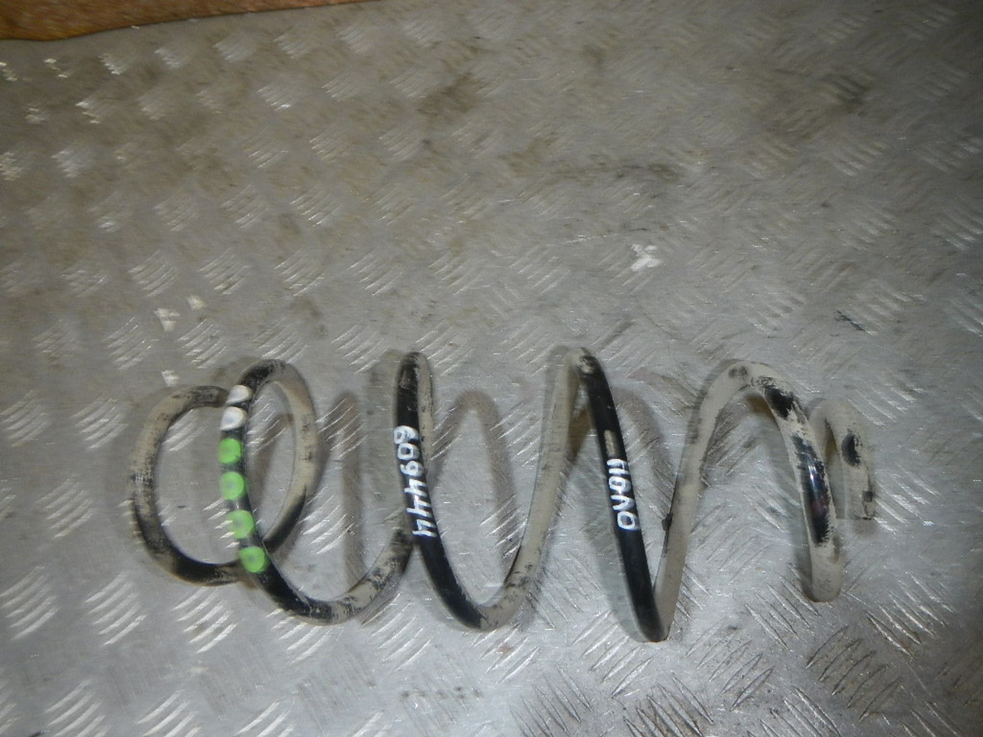 https://ycs.partsauto.market/partsauto-images/thmbs/b135e93f2d106a11df5e4386431c5e55/ce57024755d6e9afc183b5562a30357b/2a027ee945de388186d664331829e039.jpg
