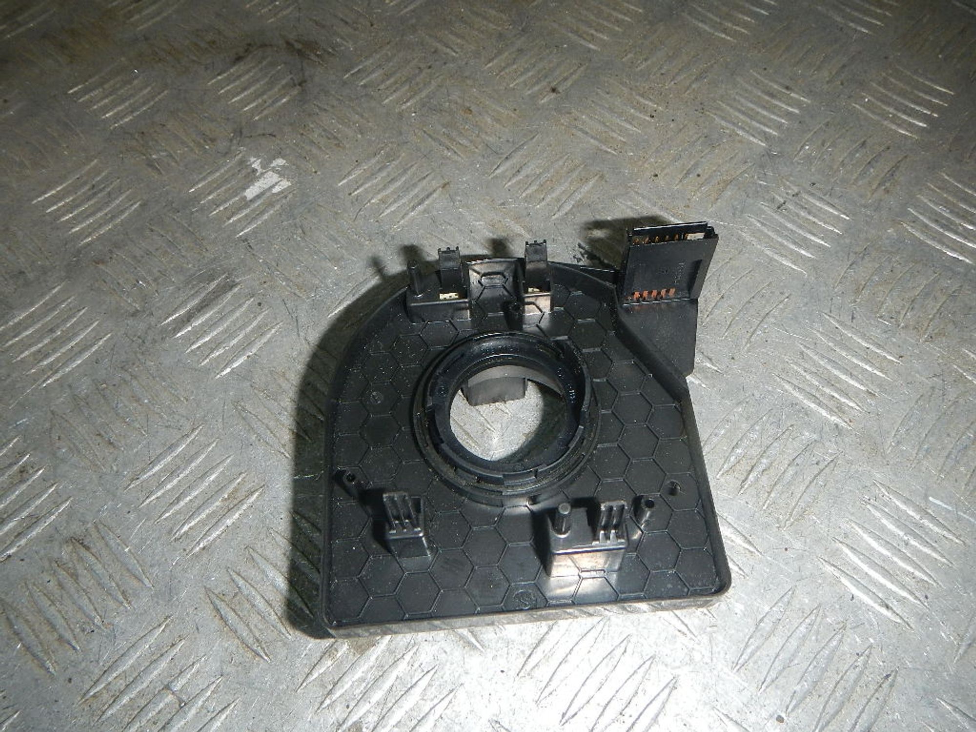 https://ycs.partsauto.market/partsauto-images/thmbs/b135e93f2d106a11df5e4386431c5e55/ceb72ffd80078c279b77e64d424aced0/0f839366c12d2a4d1663faeba9c68717.jpg