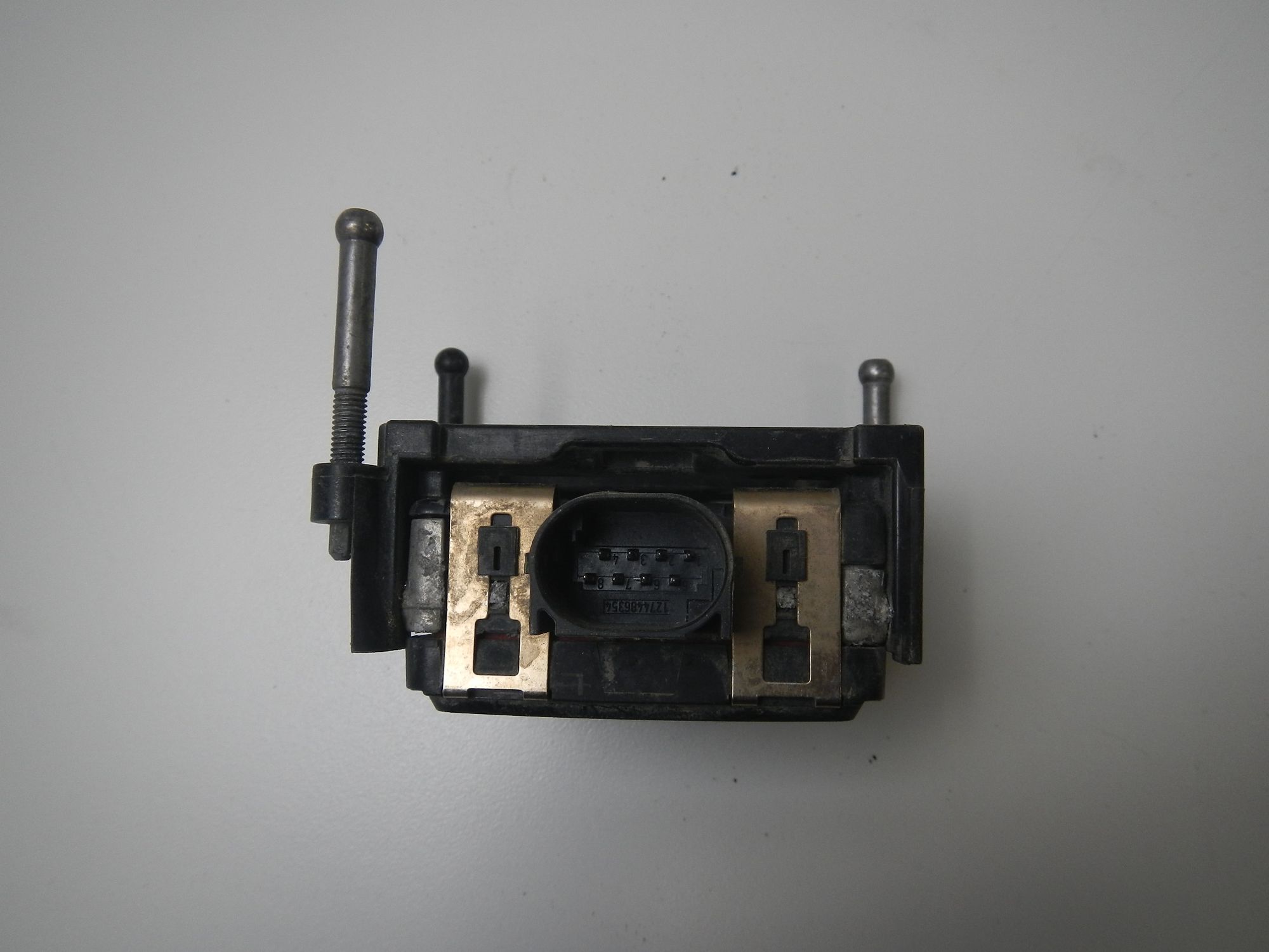 https://ycs.partsauto.market/partsauto-images/thmbs/b135e93f2d106a11df5e4386431c5e55/cf876f60acf2688fce85654591b35fa8/87fb3ae692c0a06ff9977686462d39f5.jpg