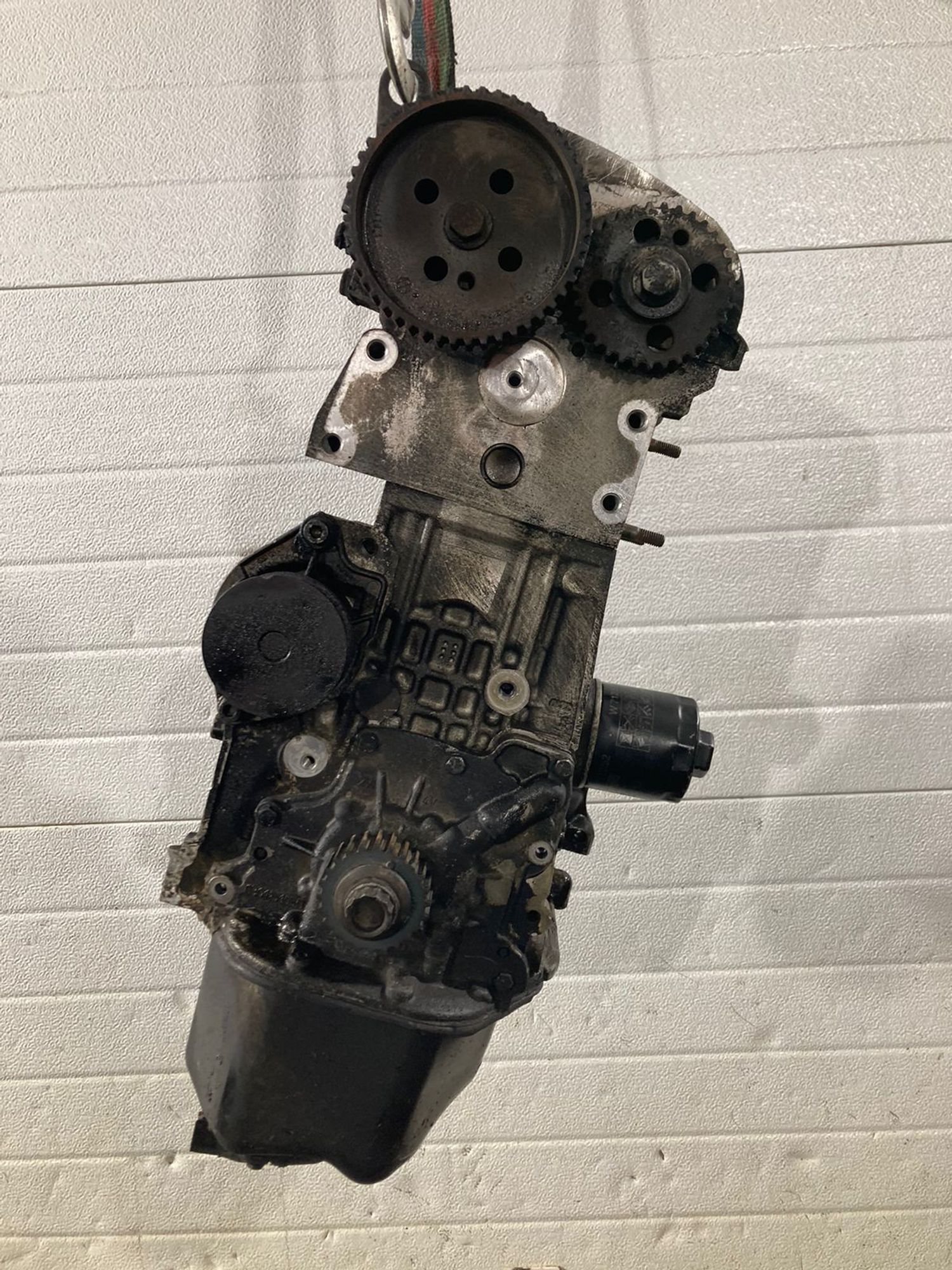 https://ycs.partsauto.market/partsauto-images/thmbs/b135e93f2d106a11df5e4386431c5e55/cffc028ecfafae8b6c627084bd744835/4efabfb84369e6ef923090b7c7ee7e42.jpg