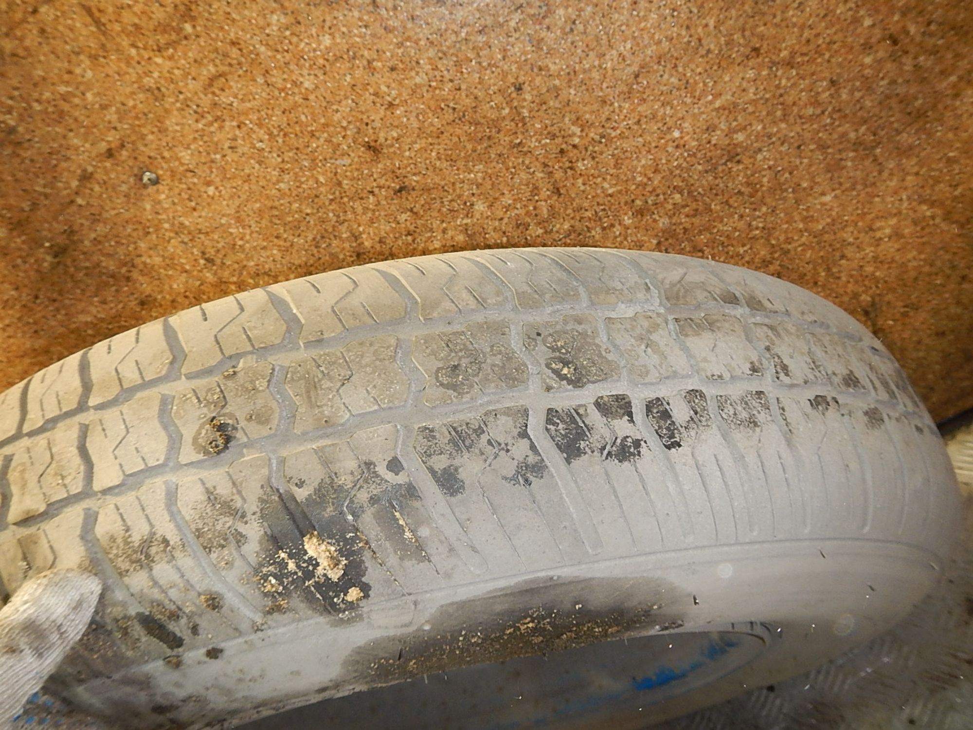 https://ycs.partsauto.market/partsauto-images/thmbs/b135e93f2d106a11df5e4386431c5e55/d5622c482f016a921ef24157ffcbc131/2fedf38f5a0ae995a8fc2c66a41b5e26.jpg
