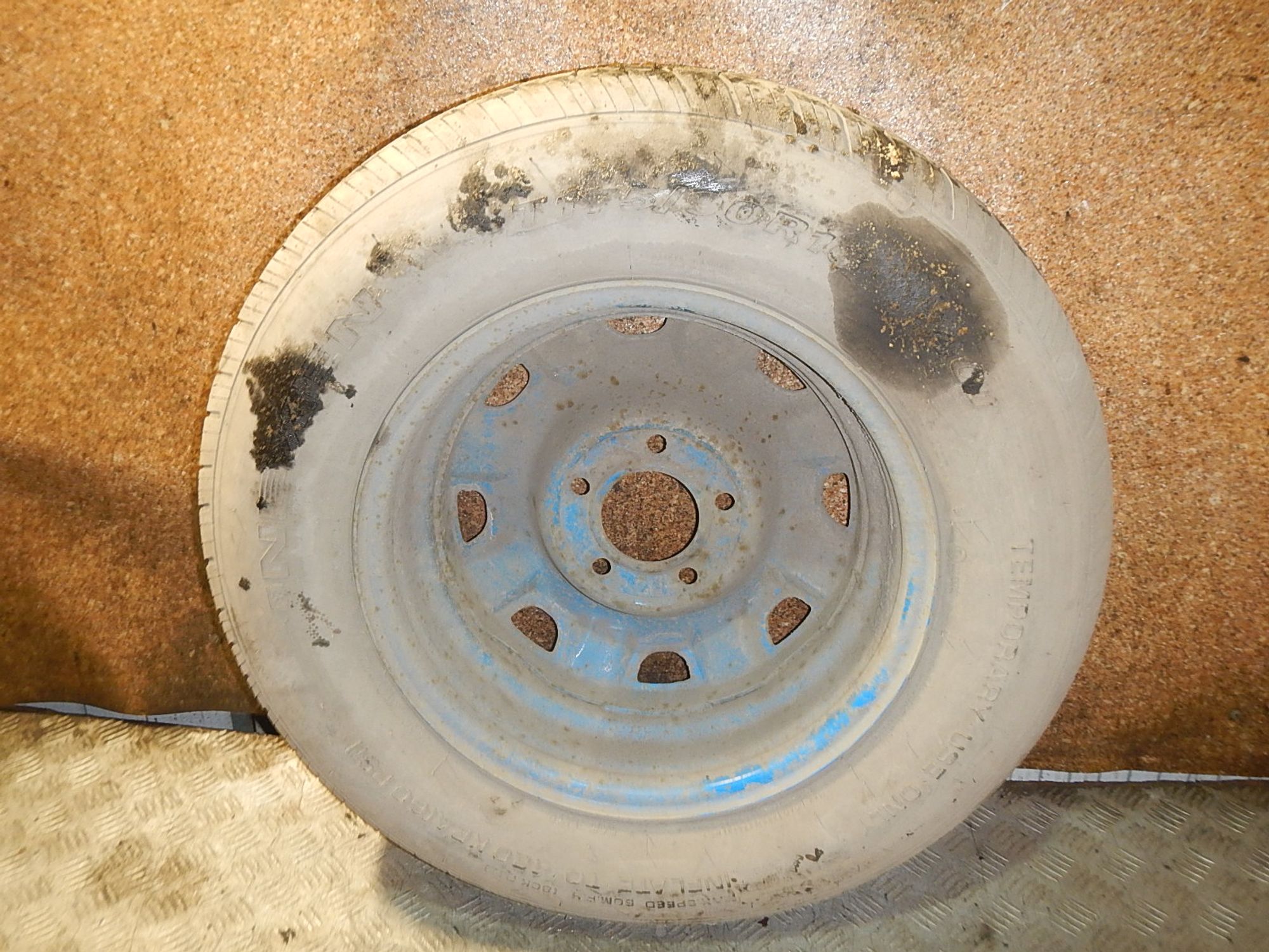 https://ycs.partsauto.market/partsauto-images/thmbs/b135e93f2d106a11df5e4386431c5e55/d5622c482f016a921ef24157ffcbc131/41a7505bea26e5c7e271cee5b35ed6ae.jpg