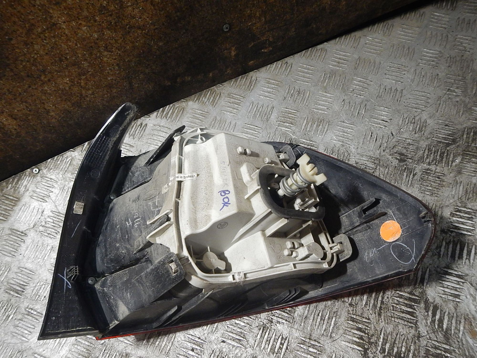 https://ycs.partsauto.market/partsauto-images/thmbs/b135e93f2d106a11df5e4386431c5e55/d7c626e9881bbca06c1556db79300be8/4fc916a3bd32ffc27649d5f36d723a2b.jpg