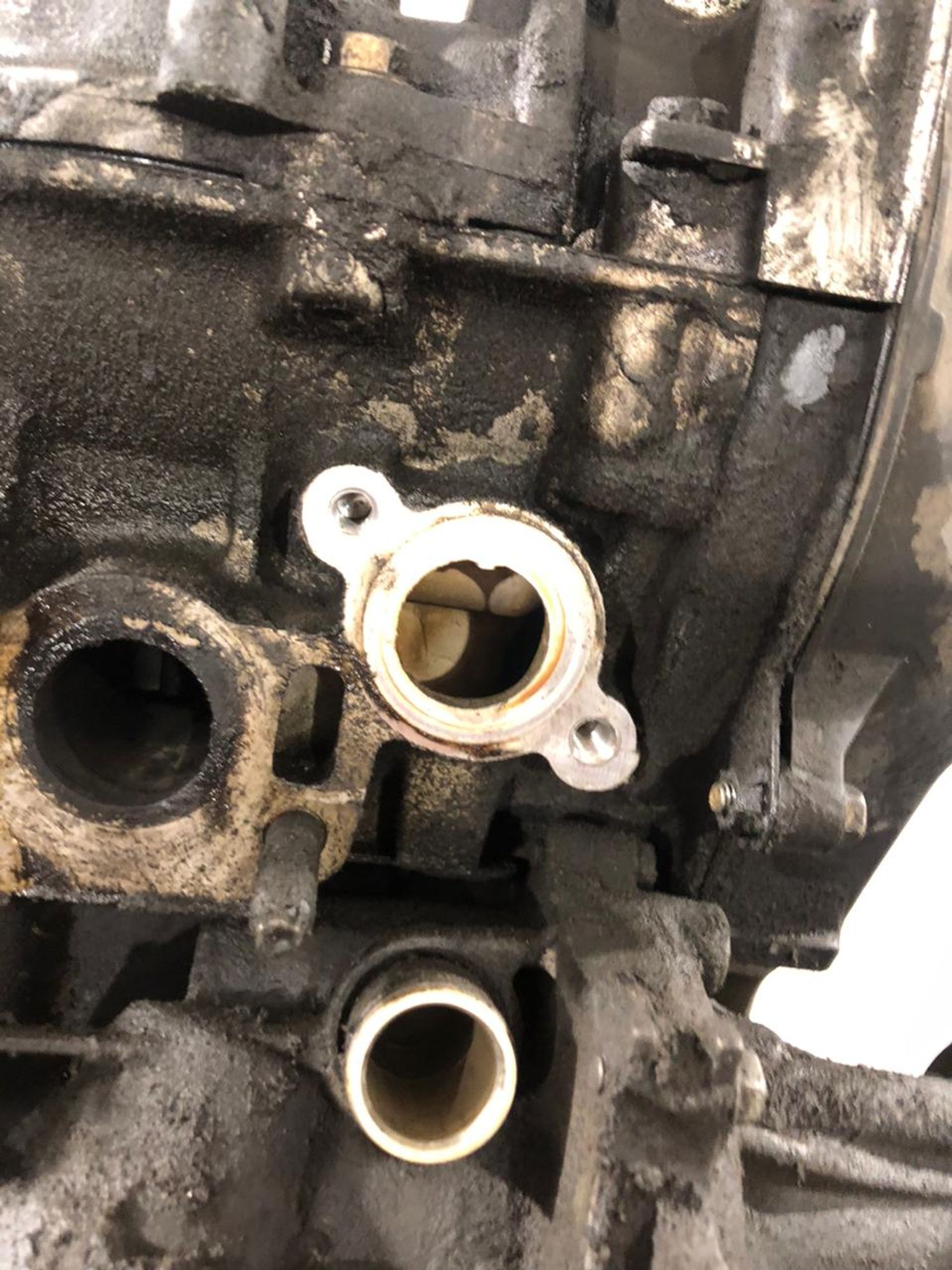 https://ycs.partsauto.market/partsauto-images/thmbs/b135e93f2d106a11df5e4386431c5e55/e545d31bb6e3bedf13ba059bd23dd973/03950fb6b4de965c5eb177674e9c9fc8.jpg