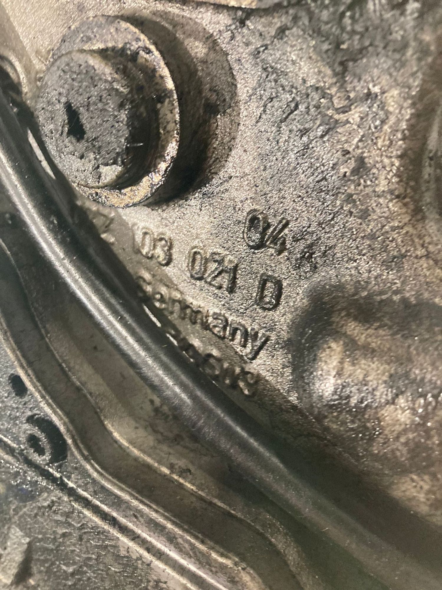 https://ycs.partsauto.market/partsauto-images/thmbs/b135e93f2d106a11df5e4386431c5e55/e5d1e541b3d6428c02a5eba41da09700/b8c6c49c767fd0d1b55c99944c8389b8.jpg