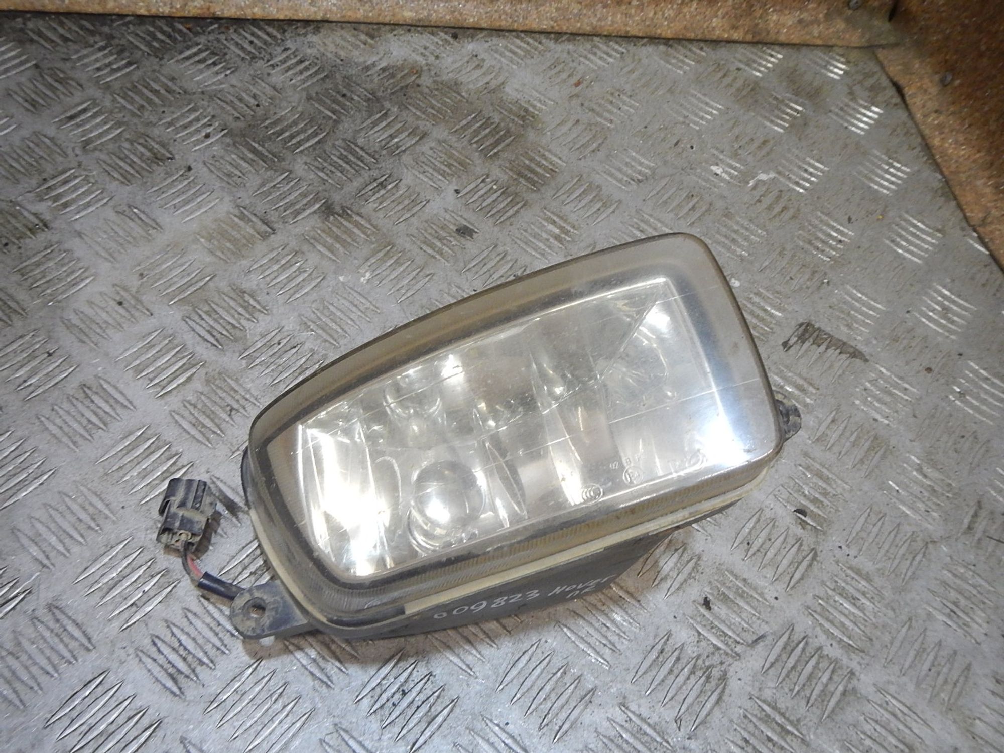 https://ycs.partsauto.market/partsauto-images/thmbs/b135e93f2d106a11df5e4386431c5e55/e76cd801728aac9d1c49c1d200ea1bb6/131c4c524e50b862920d64309c687664.jpg