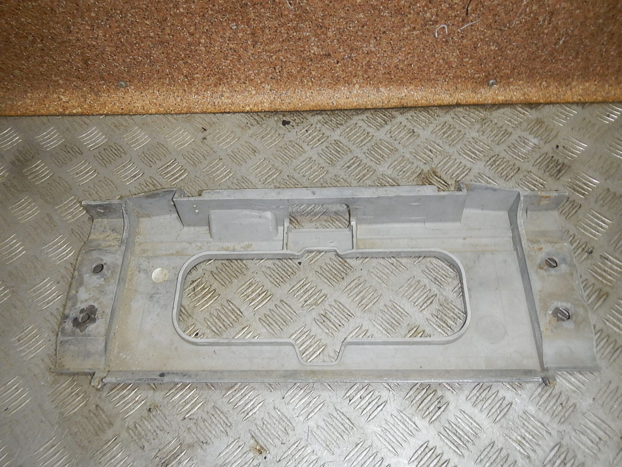 https://ycs.partsauto.market/partsauto-images/thmbs/b135e93f2d106a11df5e4386431c5e55/e798c9dc5daf7a5436cada9ee274f1fa/3ce284abb0070c177b676f4820449687.jpg