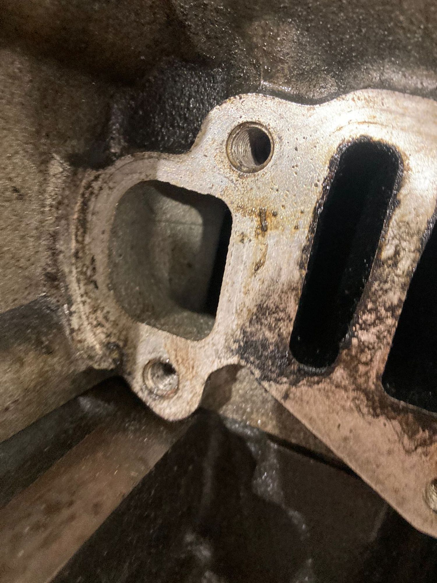 https://ycs.partsauto.market/partsauto-images/thmbs/b135e93f2d106a11df5e4386431c5e55/ec289f4039562451578edd09c5fbe357/386f3053e64738dfae49614994e69370.jpg