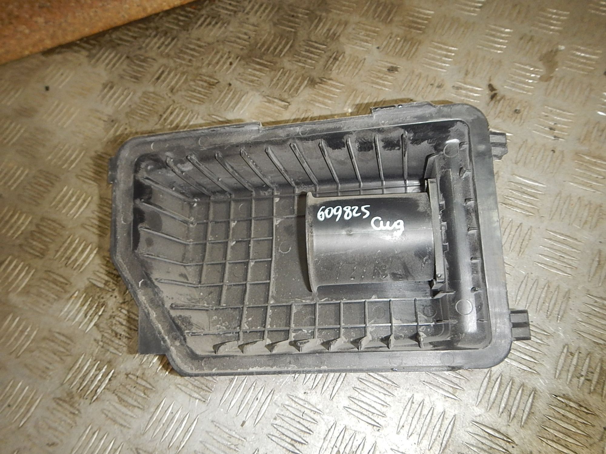 https://ycs.partsauto.market/partsauto-images/thmbs/b135e93f2d106a11df5e4386431c5e55/ed58bfa3ab10cb670ca1e0b14945c22d/ac387ffa3e04bb8ec7d61711ca325d6b.jpg