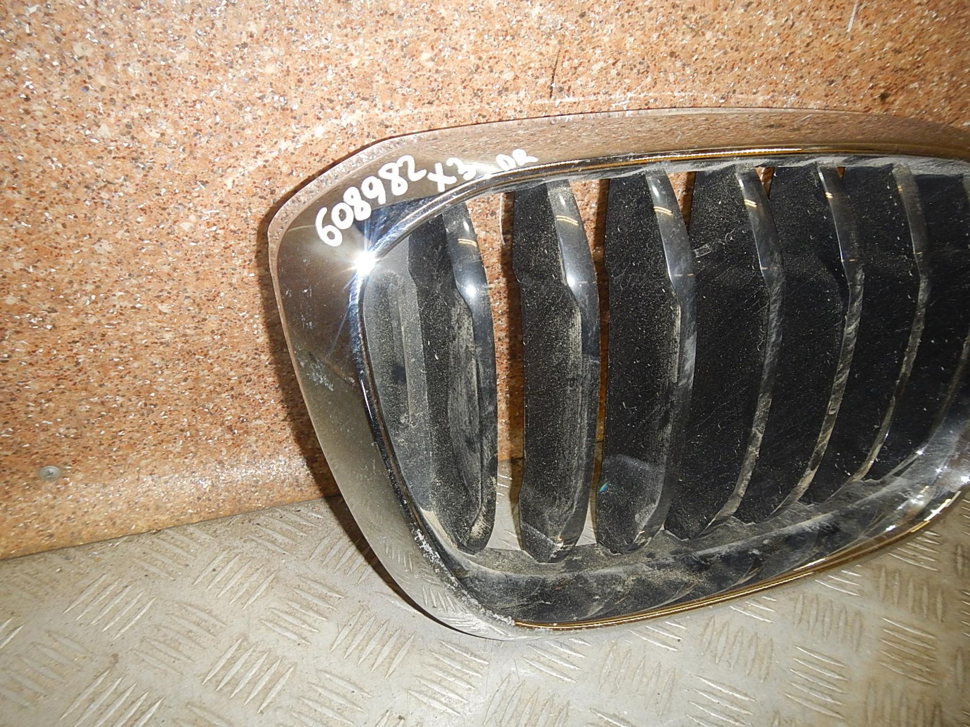 https://ycs.partsauto.market/partsauto-images/thmbs/b135e93f2d106a11df5e4386431c5e55/ee7c2c83d45a8915d4838389df895e15/94fe3f23d2546ffb668735cee2da7931.jpg