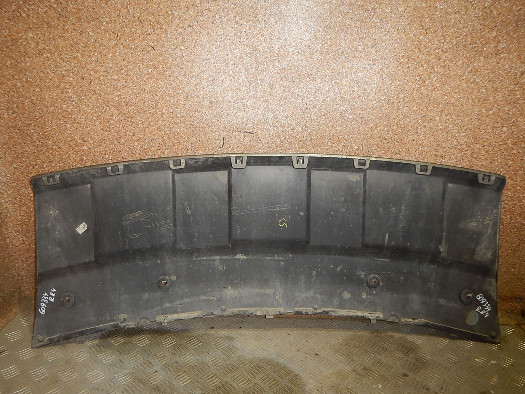 https://ycs.partsauto.market/partsauto-images/thmbs/b135e93f2d106a11df5e4386431c5e55/eeb2ea57b8a81d083b5c55f6ca89c902/e6ef0f819dcb4a6ef68021a667e0a88b.jpg