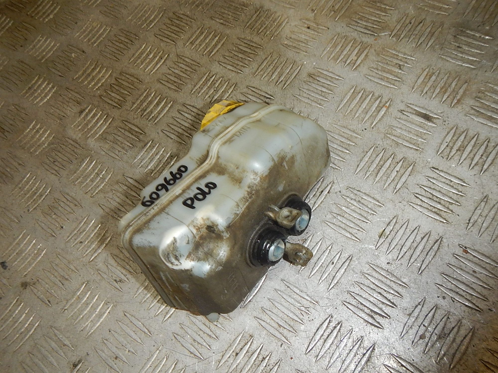 https://ycs.partsauto.market/partsauto-images/thmbs/b135e93f2d106a11df5e4386431c5e55/f08fab71842c1ff792b3f05020366a77/8a9ecdb1ffa3518ccc8fd8114b240724.jpg