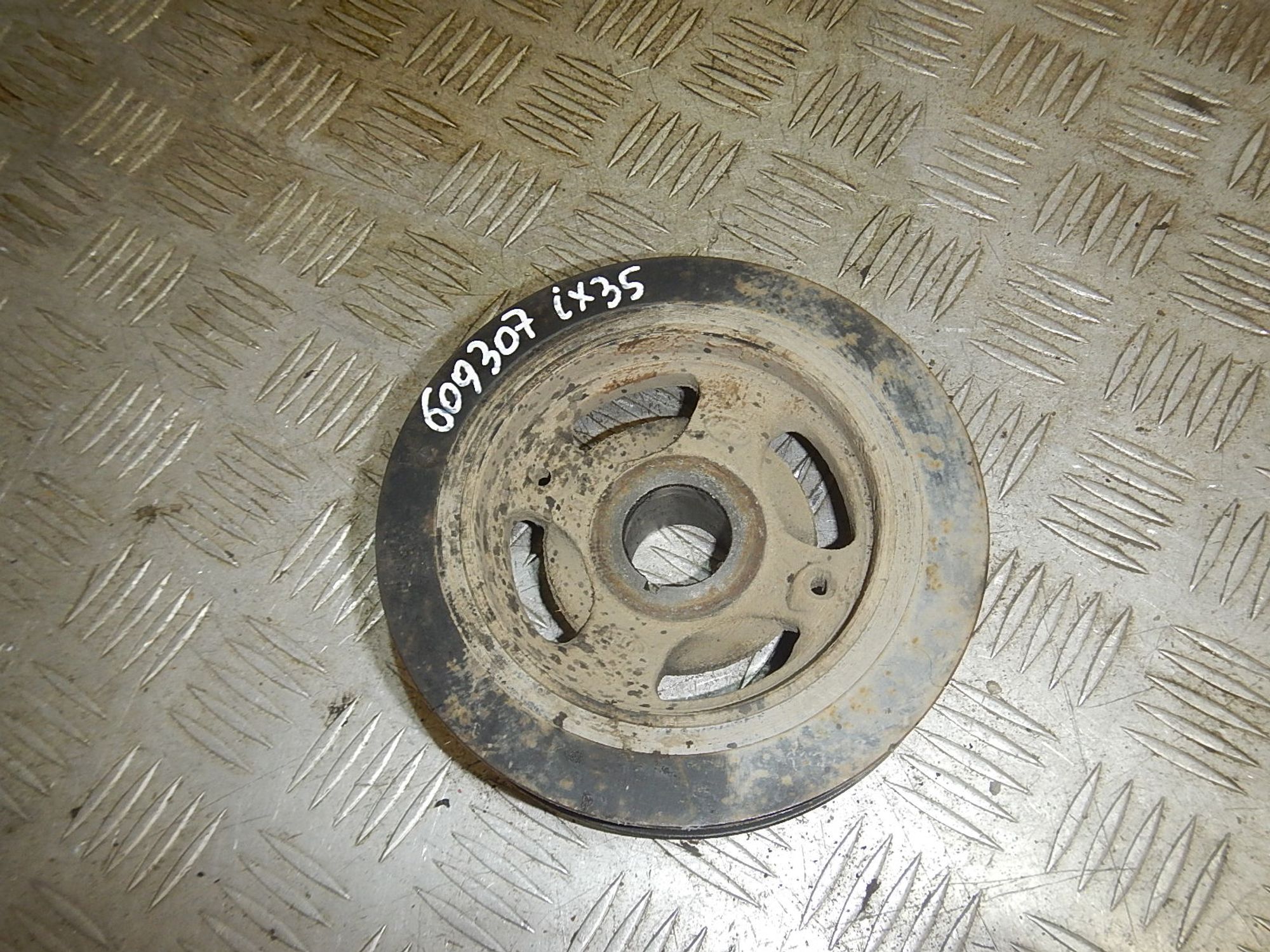 https://ycs.partsauto.market/partsauto-images/thmbs/b135e93f2d106a11df5e4386431c5e55/f1501a33124f951df12eba10befd7360/8fe3cb3c8eafa1f010f7c851804f9c97.jpg