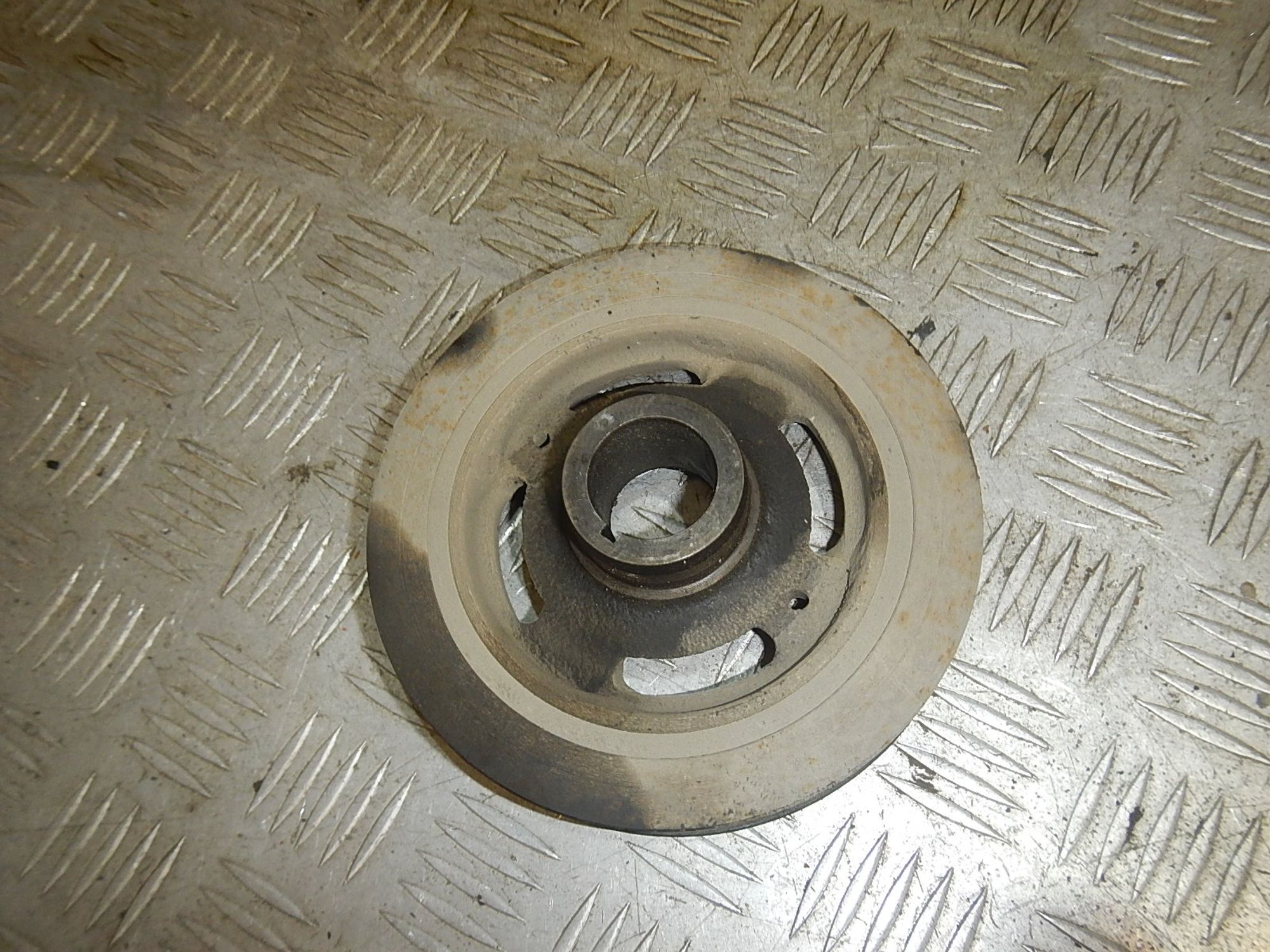 https://ycs.partsauto.market/partsauto-images/thmbs/b135e93f2d106a11df5e4386431c5e55/f1501a33124f951df12eba10befd7360/aa0089478685b7ff15c5d993fa3024fa.jpg