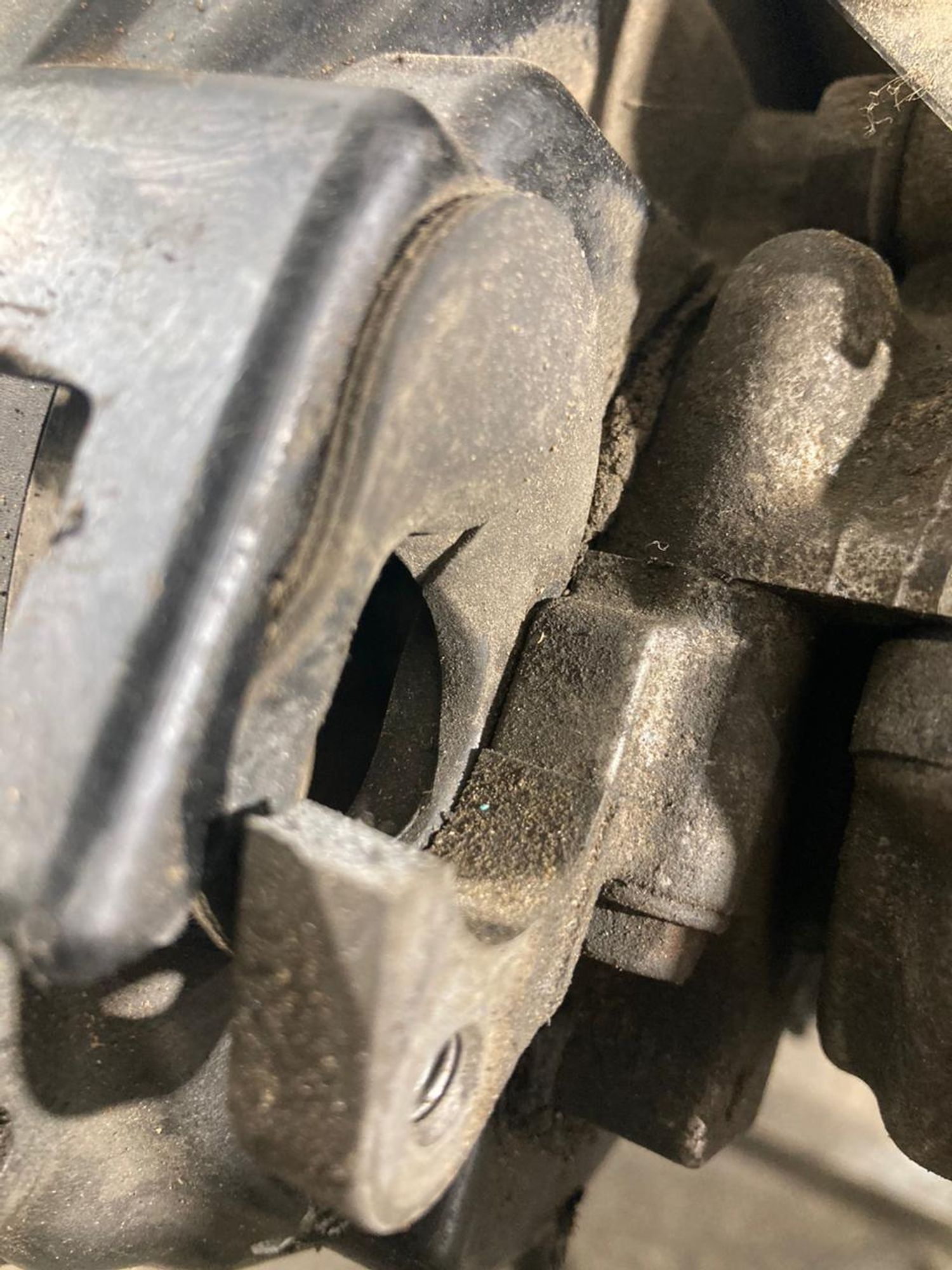 https://ycs.partsauto.market/partsauto-images/thmbs/b135e93f2d106a11df5e4386431c5e55/f27c9ee0e0c1b6c8dc9617568011d3a9/2086a9cae08096e14f2de26215afbedc.jpg