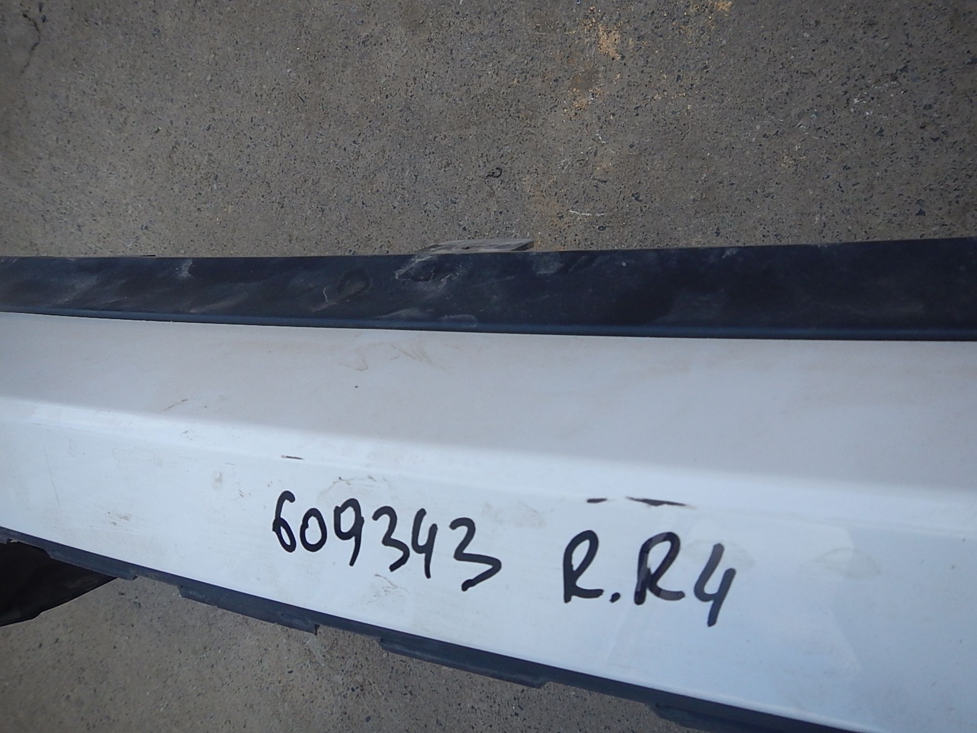 https://ycs.partsauto.market/partsauto-images/thmbs/b135e93f2d106a11df5e4386431c5e55/f2a6a56c309e465225bdc67dba5aae7e/22f074f5c5be4ec261a7a644fd1b73c1.jpg
