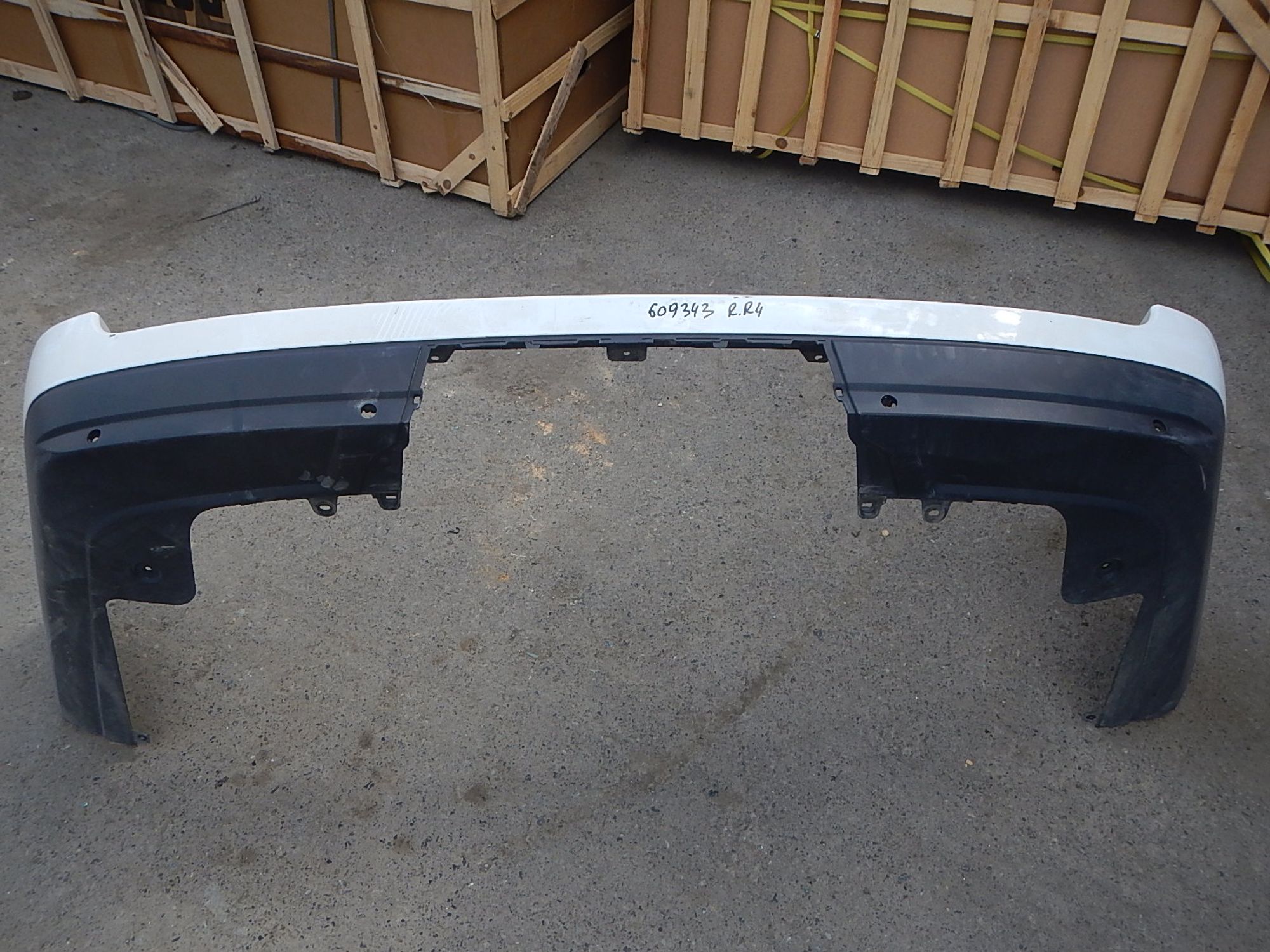 https://ycs.partsauto.market/partsauto-images/thmbs/b135e93f2d106a11df5e4386431c5e55/f2a6a56c309e465225bdc67dba5aae7e/6fb0a2d277d95bc9ba8b725b97640172.jpg