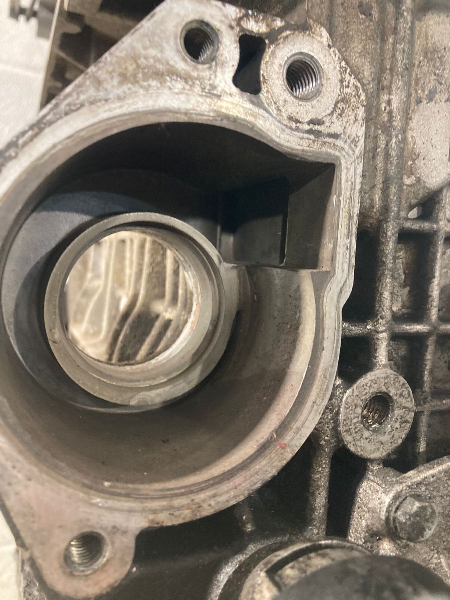 https://ycs.partsauto.market/partsauto-images/thmbs/b135e93f2d106a11df5e4386431c5e55/f493b19930423bde3dae762a7ed4e3cc/26927b962983abdd63acef2048def838.jpg