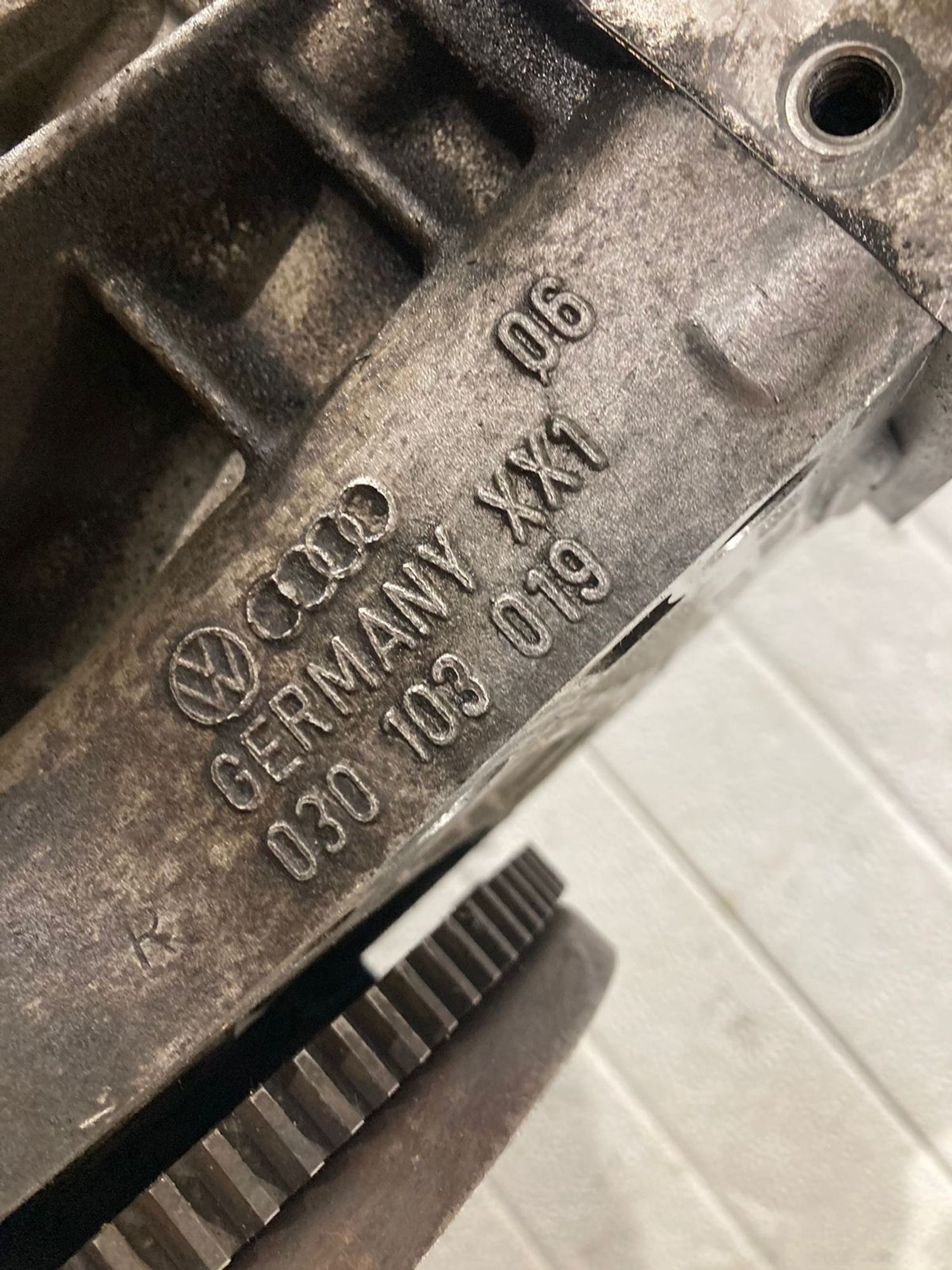 https://ycs.partsauto.market/partsauto-images/thmbs/b135e93f2d106a11df5e4386431c5e55/f493b19930423bde3dae762a7ed4e3cc/2da1dcb3c06e5f7c008e74f774051e3e.jpg