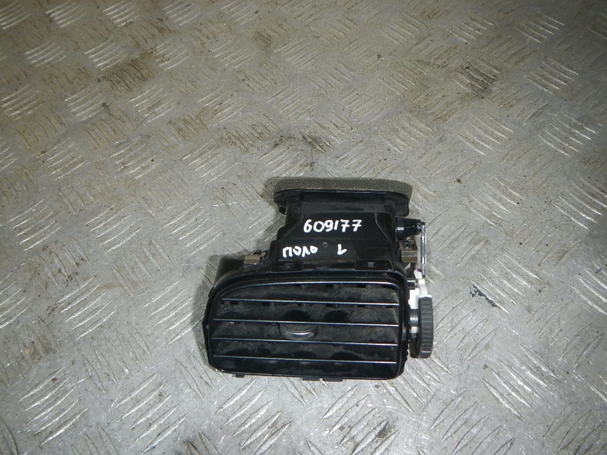 https://ycs.partsauto.market/partsauto-images/thmbs/b135e93f2d106a11df5e4386431c5e55/f6844daad94a351c6109d6edf1504c05/914a3dff5514e7da0f92b8c1e2bd6742.jpg