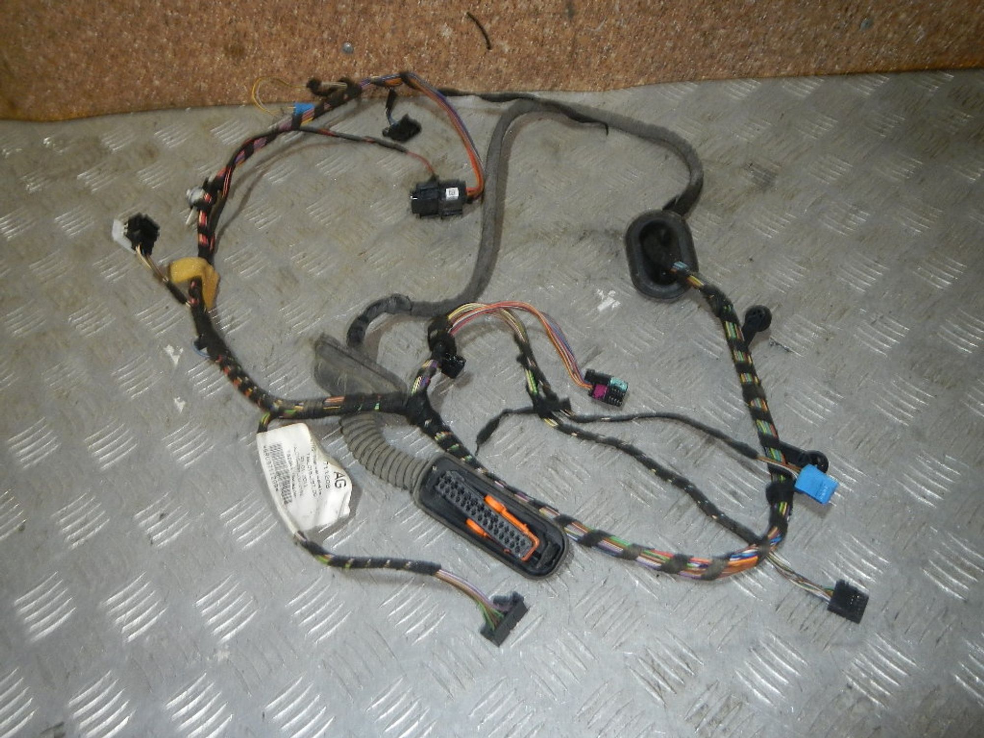 https://ycs.partsauto.market/partsauto-images/thmbs/b135e93f2d106a11df5e4386431c5e55/f925a40257b60e2e012534a7759613c6/c73437cf4fc0de5a3ae277d1fdaa7b44.jpg