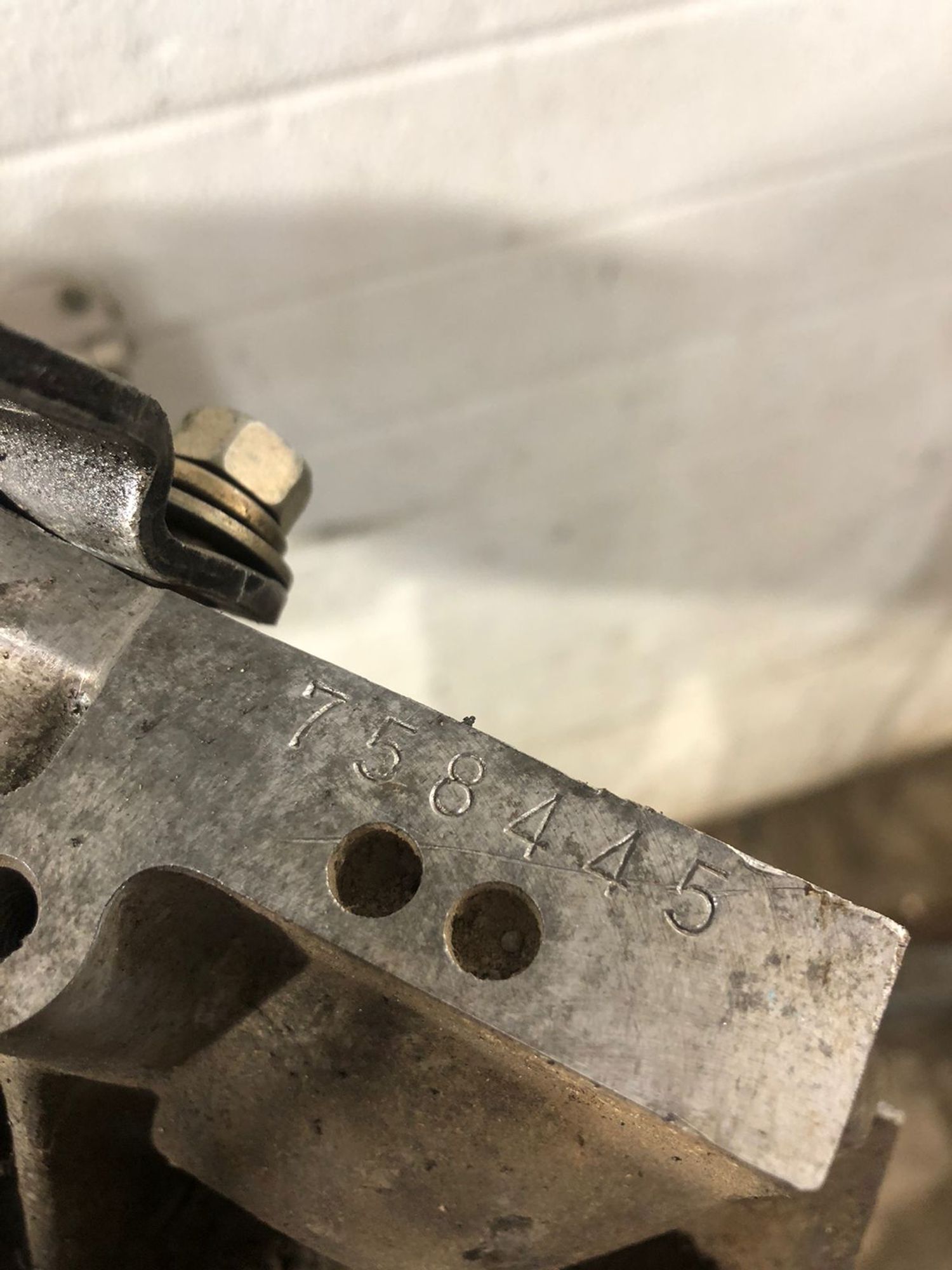 https://ycs.partsauto.market/partsauto-images/thmbs/b135e93f2d106a11df5e4386431c5e55/fbbde1f139c9776dfe093f2a637a1a7a/d23a8608d7c044f7d4fb564ea3bde6f4.jpg