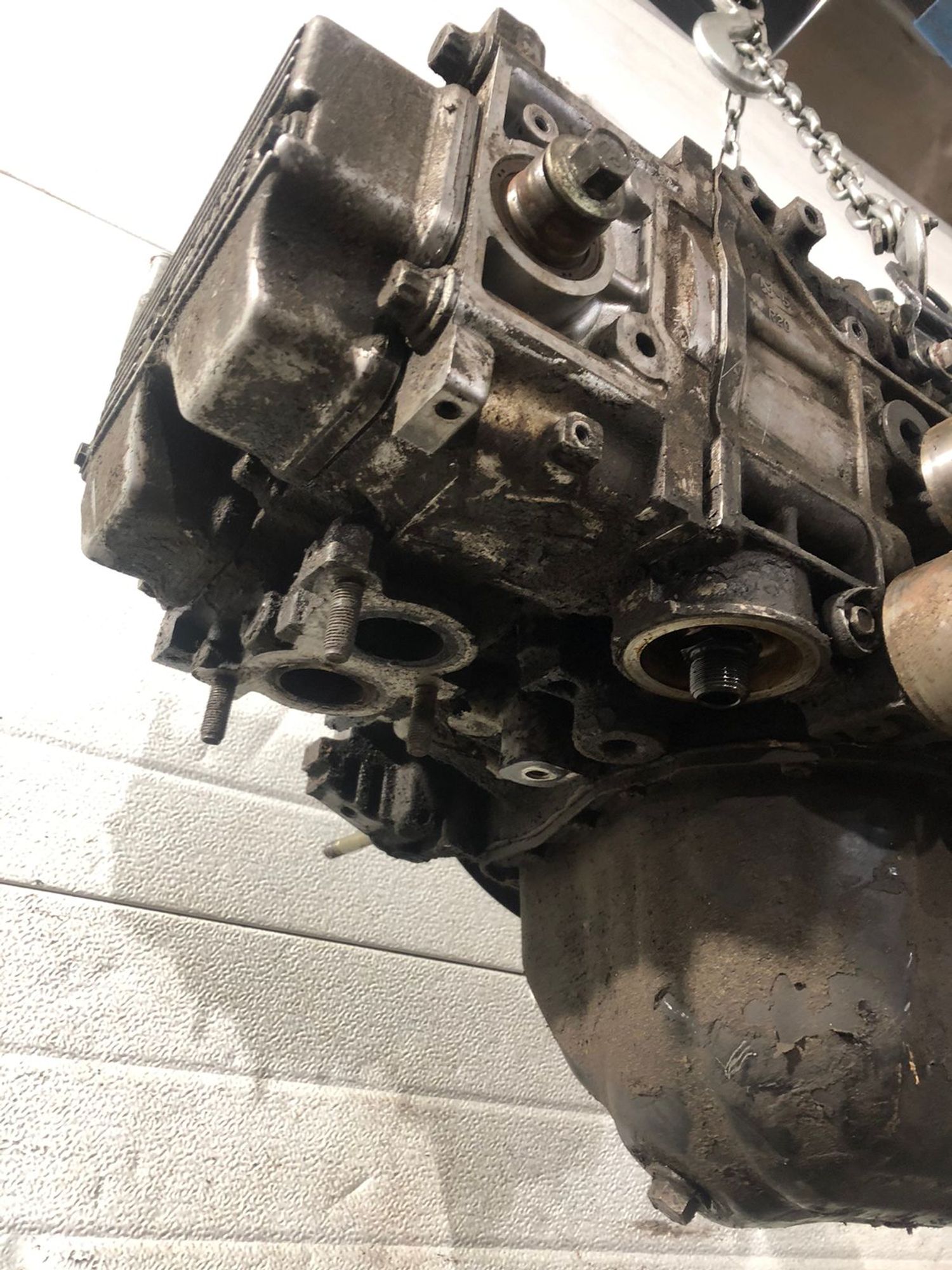 https://ycs.partsauto.market/partsauto-images/thmbs/b135e93f2d106a11df5e4386431c5e55/fbbde1f139c9776dfe093f2a637a1a7a/f4d2554162269e47fc3e368140cb1ef8.jpg