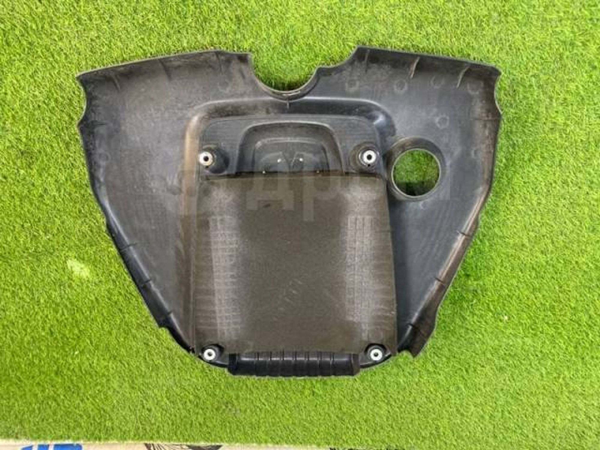 https://ycs.partsauto.market/partsauto-images/thmbs/c3f37c53c3f26218694e162feb13d3cb/51b82fc60d7ef6f95602dff5cc86a53b/5c1ab4ad693a8a96facb997c069fb39e.jpg