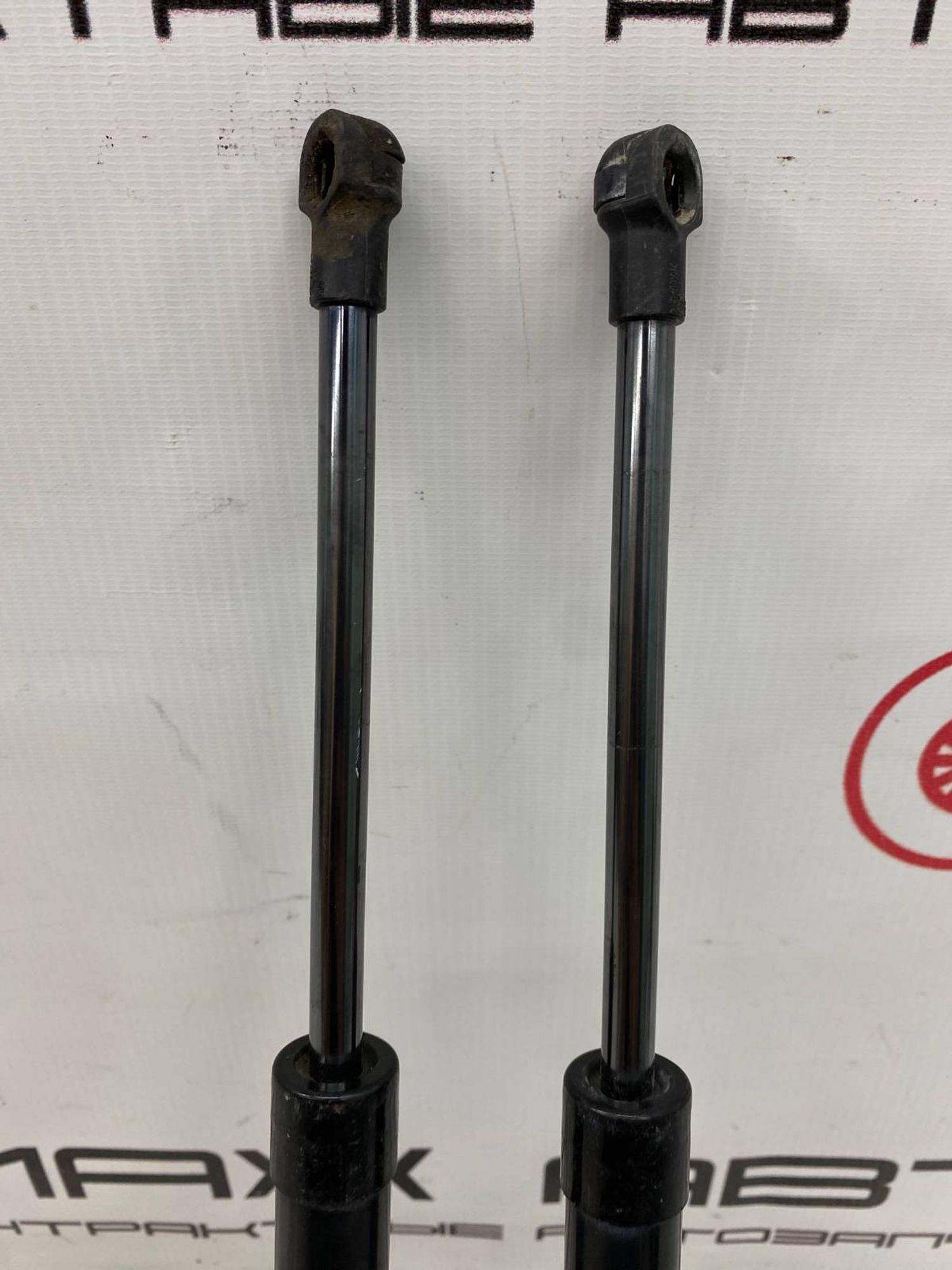 Б/У амортизатор багажника (газлифт, опора) задний, 1520 рублей, Краснодар