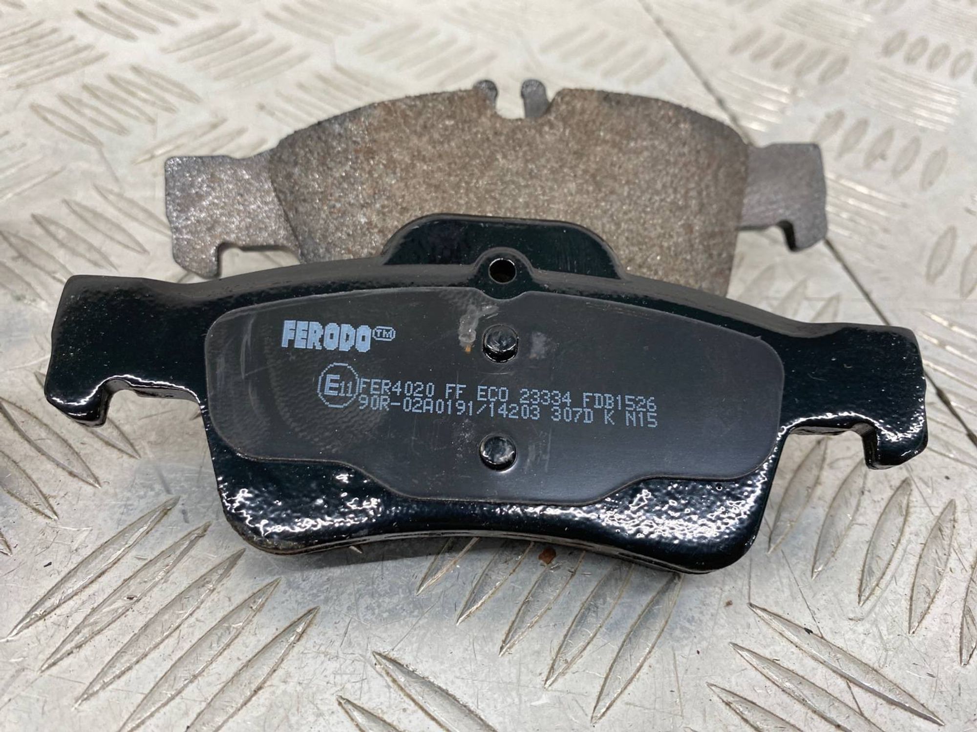 НОВАЯ(ЫЙ) тормозные колодки задний Mercedes-Benz, 1170 рублей, Краснодар