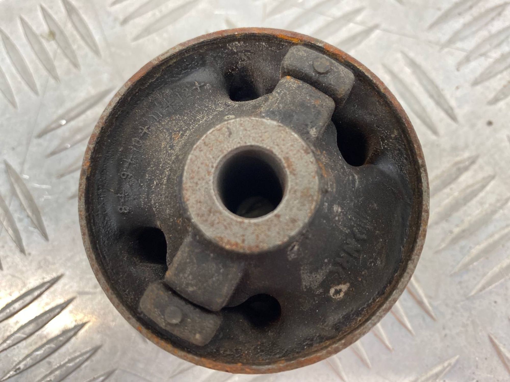 Б/У Сайлентблок балки задний Hyundai Getz TB 2005, 400 рублей, Краснодар