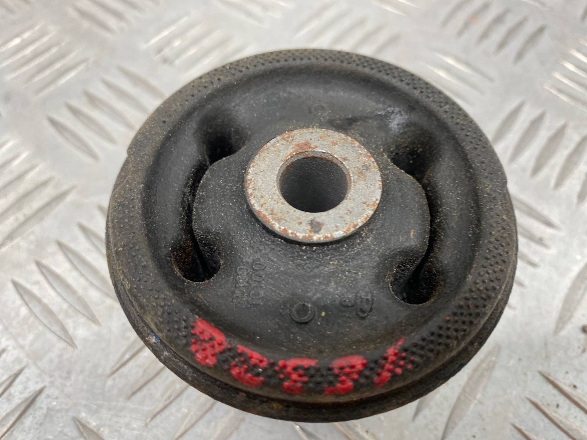 Б/У Сайлентблок балки задний Hyundai Getz TB 2005, 400 рублей, Краснодар