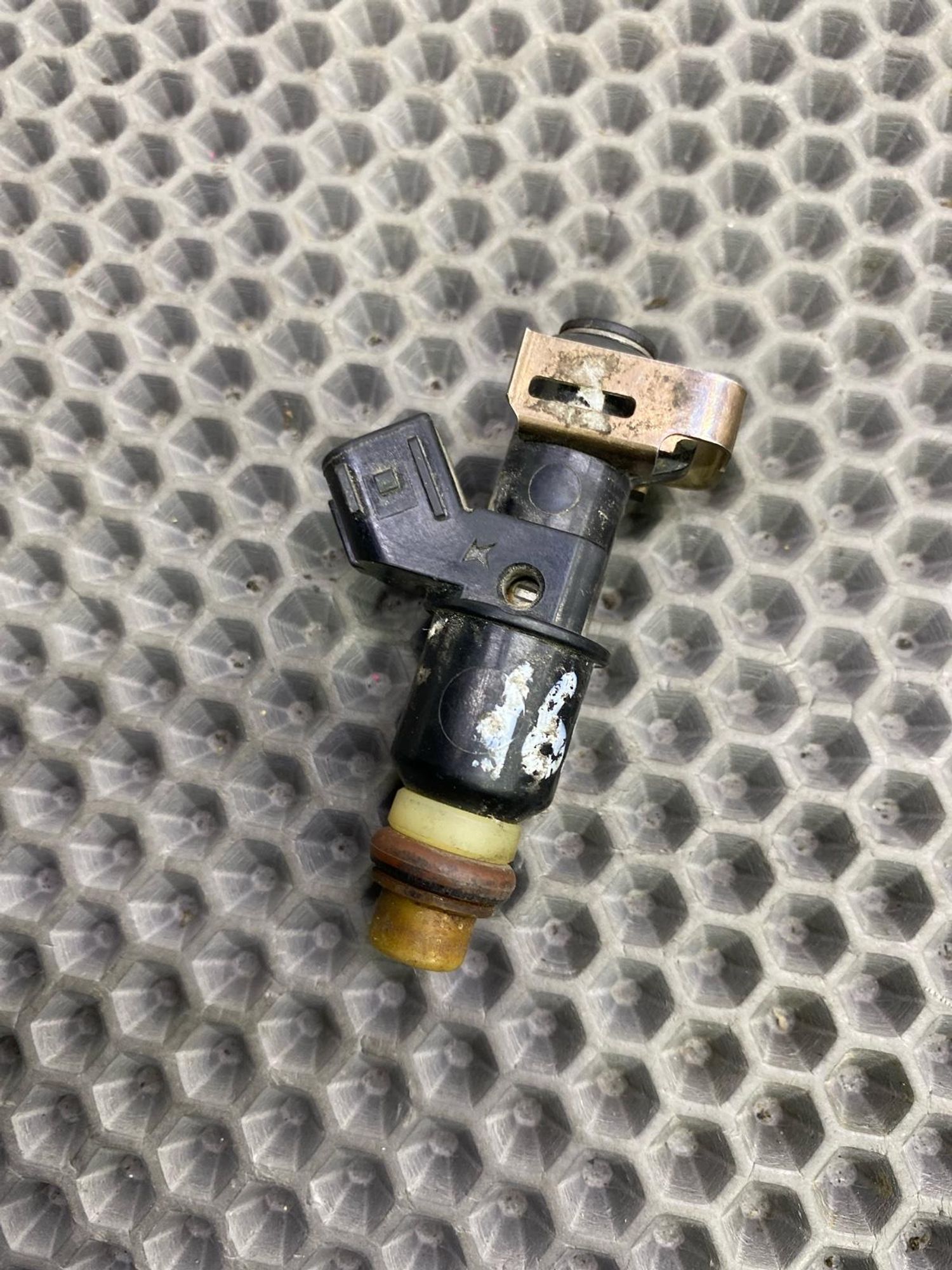 Б/У Форсунка топливная Honda Fit GD1 2005, 590 рублей, Краснодар