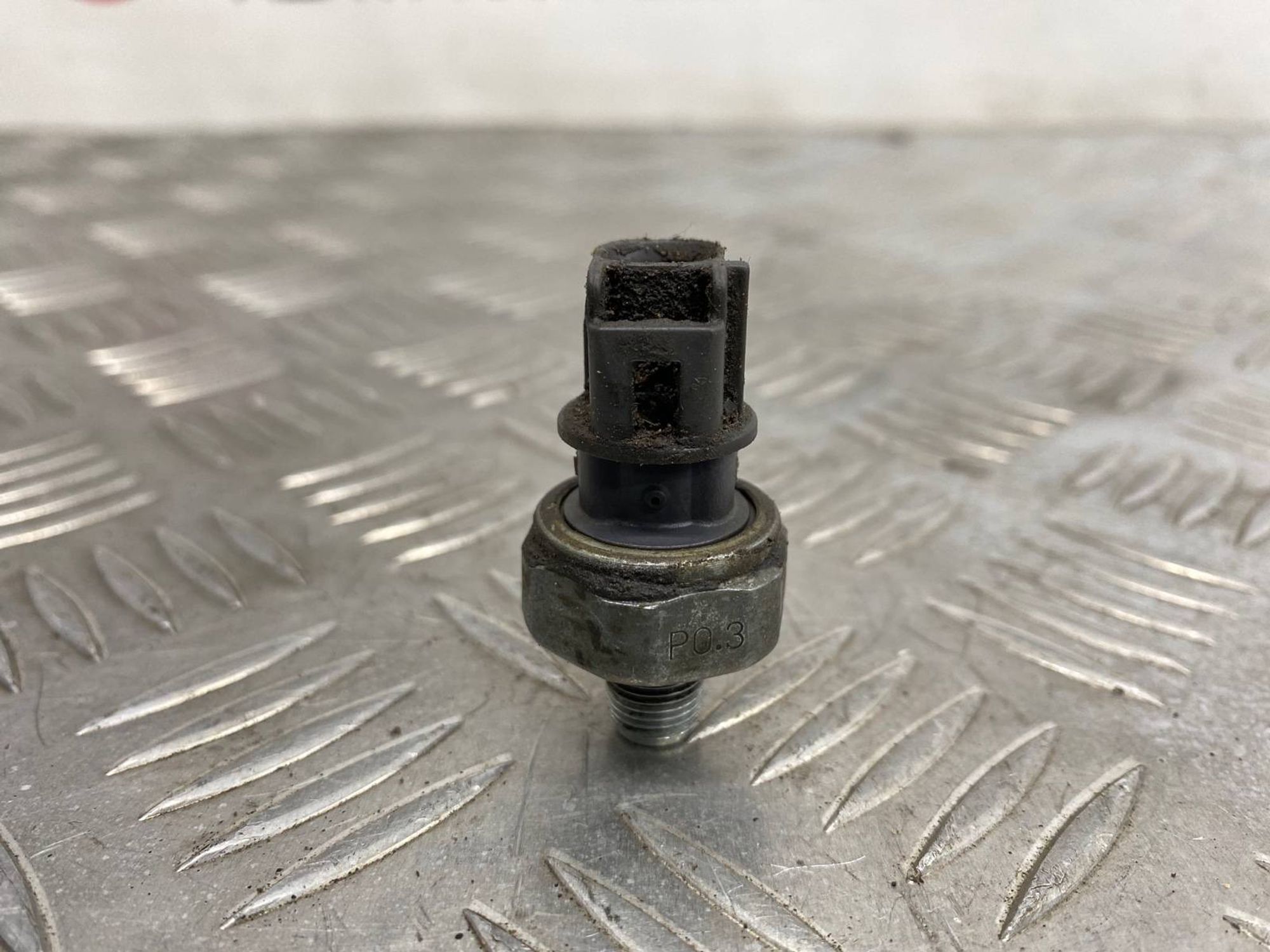 Б/У Датчик давления масла (Двигателя) Subaru, 320 рублей, Краснодар