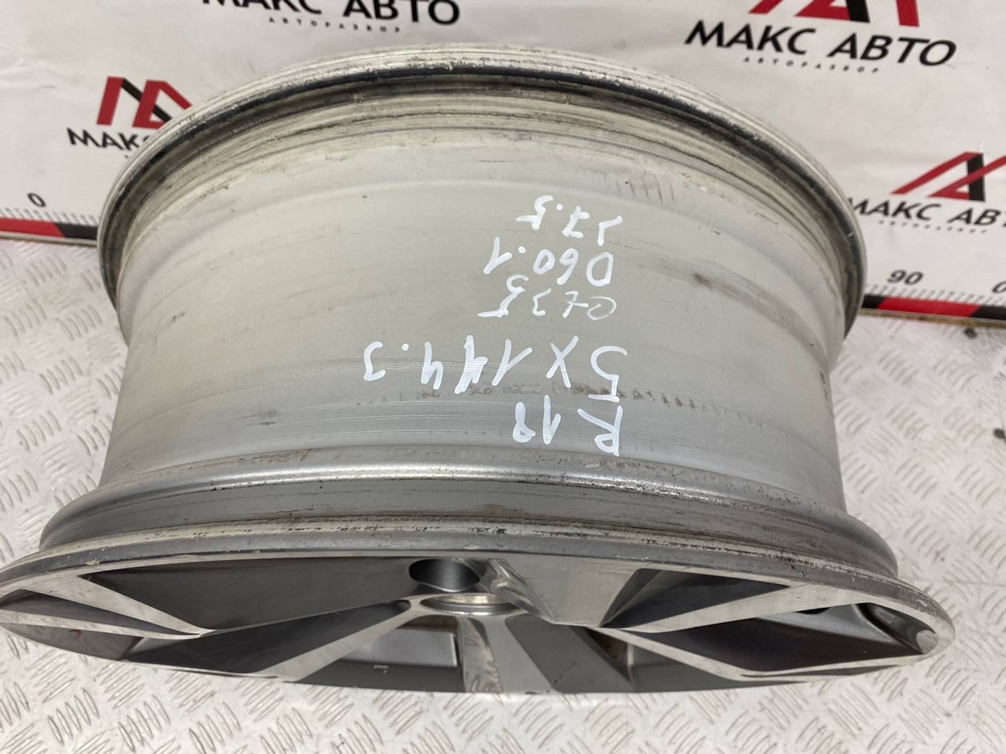 Диск 18 Lexus NX 426117824235ET 5x114.3 Литой, 9990 рублей, Краснодар
