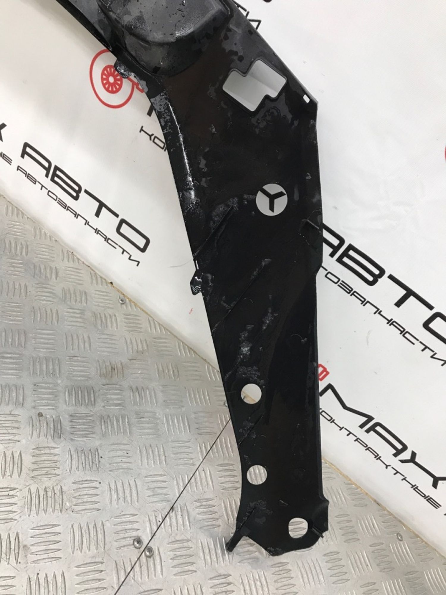 Б/У накладка замка капота (телевизора) Mercedes-Benz M-Class W166 2011, 2990 рублей, Краснодар