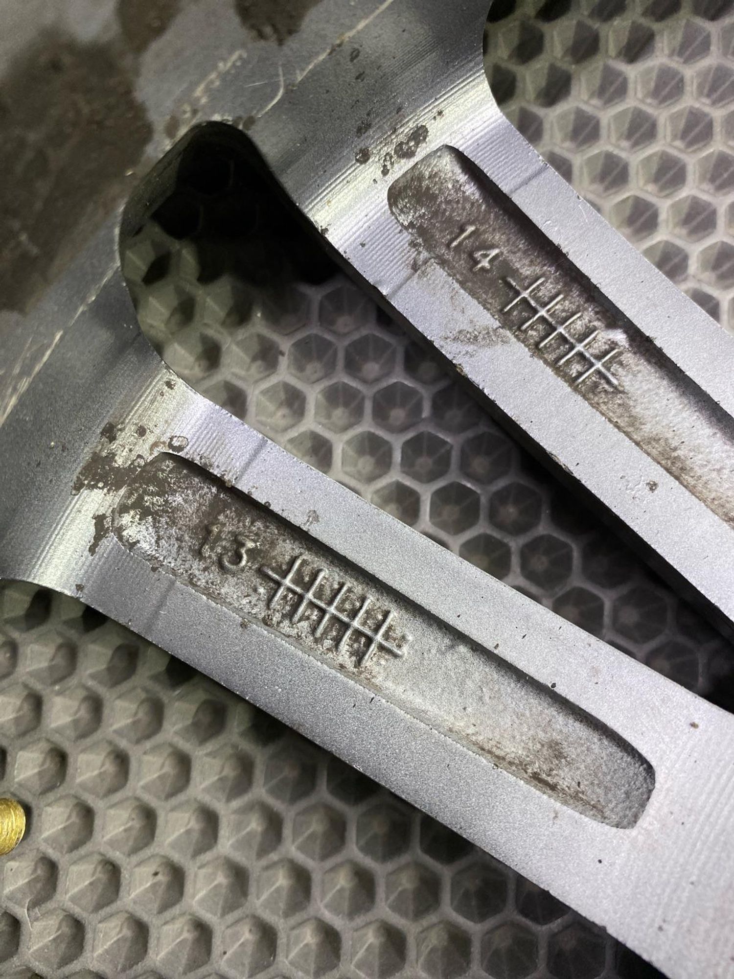 ДИСК 1 ШТ 16 via 40ET 5x114.3 Литой, 2990 рублей, Краснодар