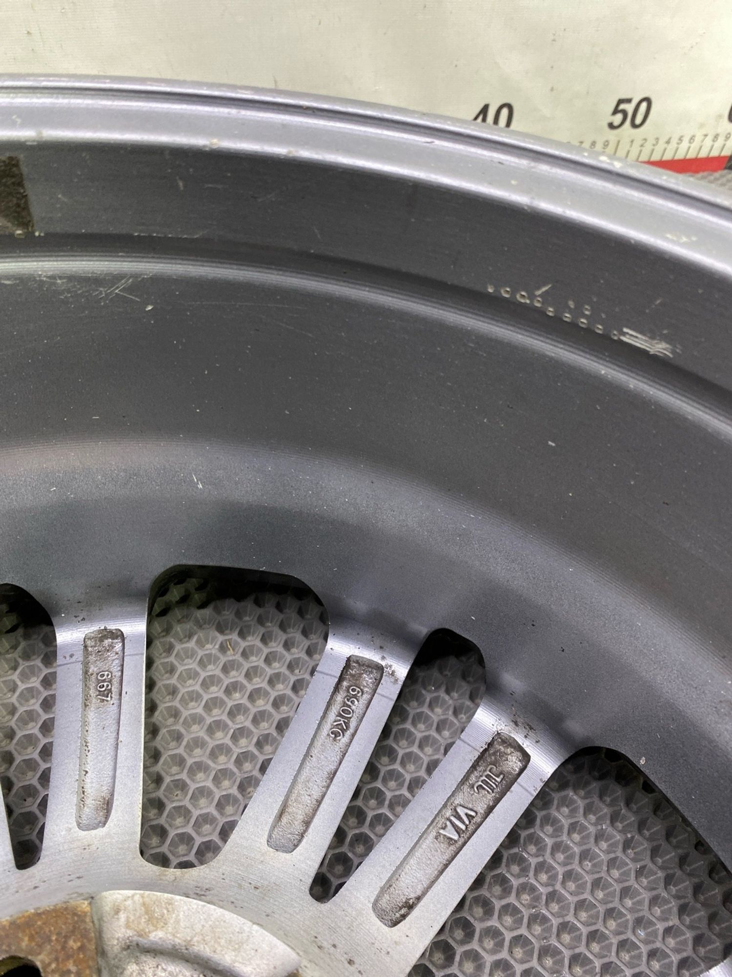 ДИСК 1 ШТ 16 via 40ET 5x114.3 Литой, 2990 рублей, Краснодар