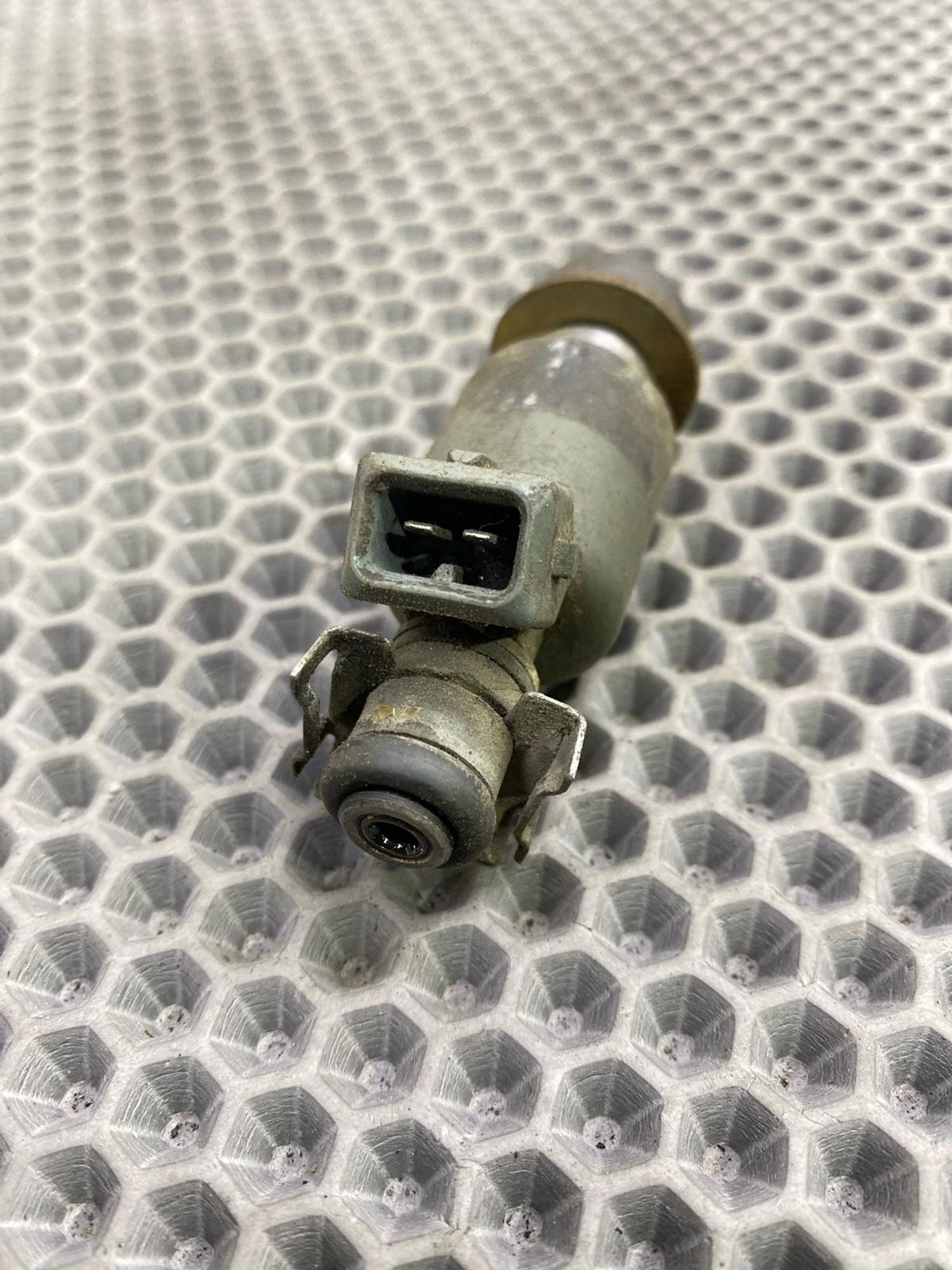 Б/У топливная форсунка Opel Vectra B X16XEL, 990 рублей, Краснодар