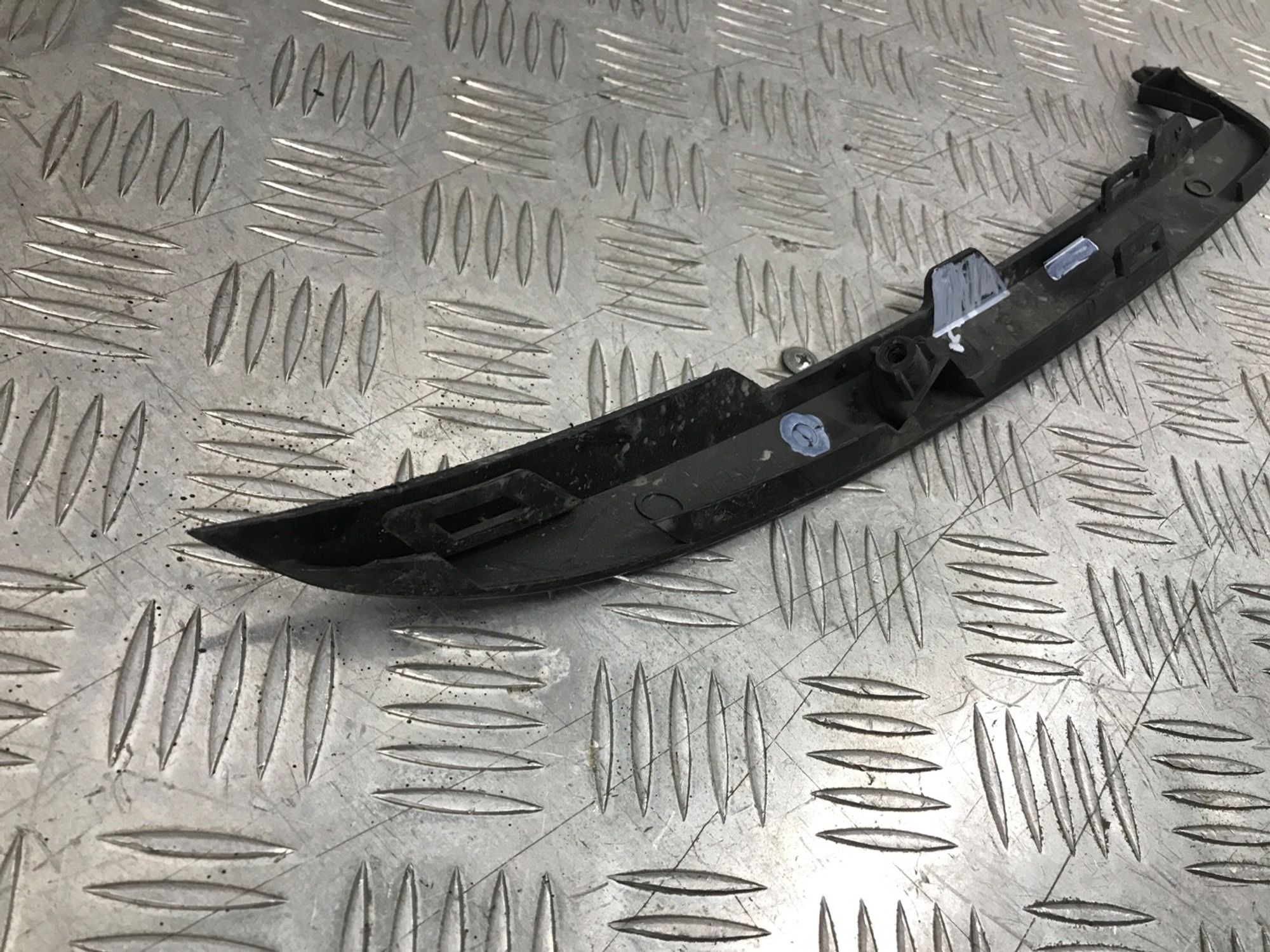 Б/У планка под фару переднюю Renault Sandero 5S 2012, 499 рублей, Краснодар