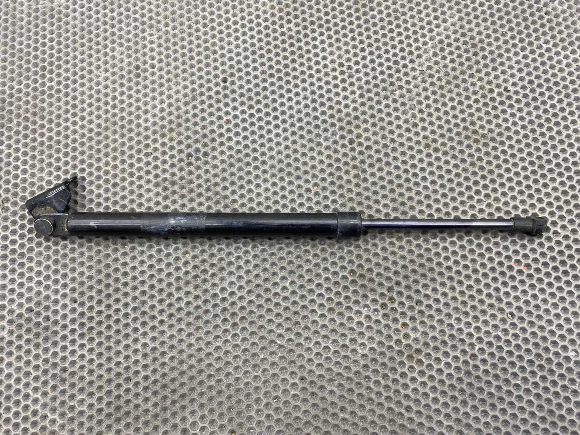 Амортизатор крышки багажника Mazda Cx-5 KE PEVPS 2012, 990 рублей, Краснодар