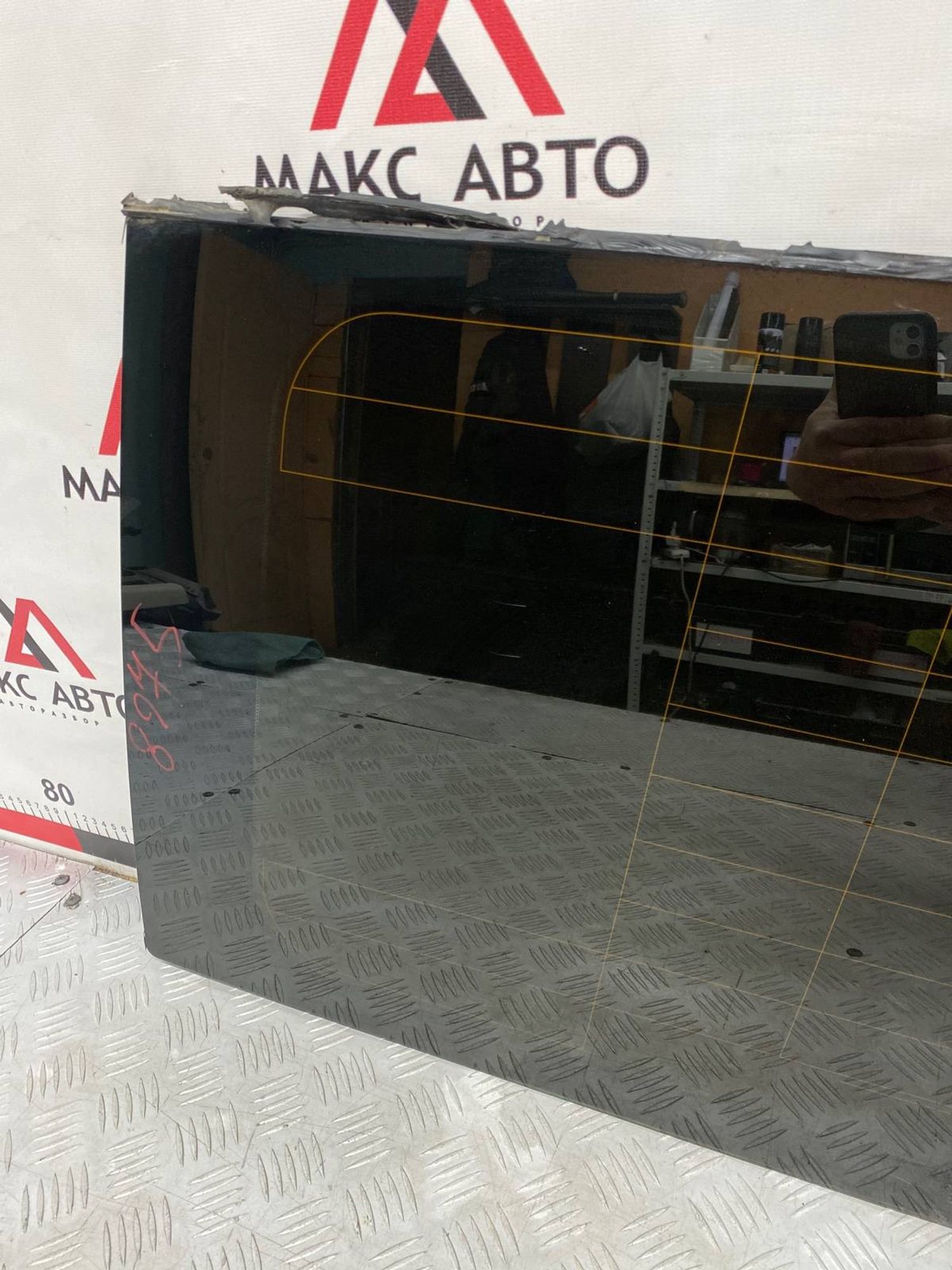 Б/У Стекло кузова заднее левое Lexus Lx570 URJ201 2015 С ДЕФЕКТОМ, 4990 рублей, Краснодар