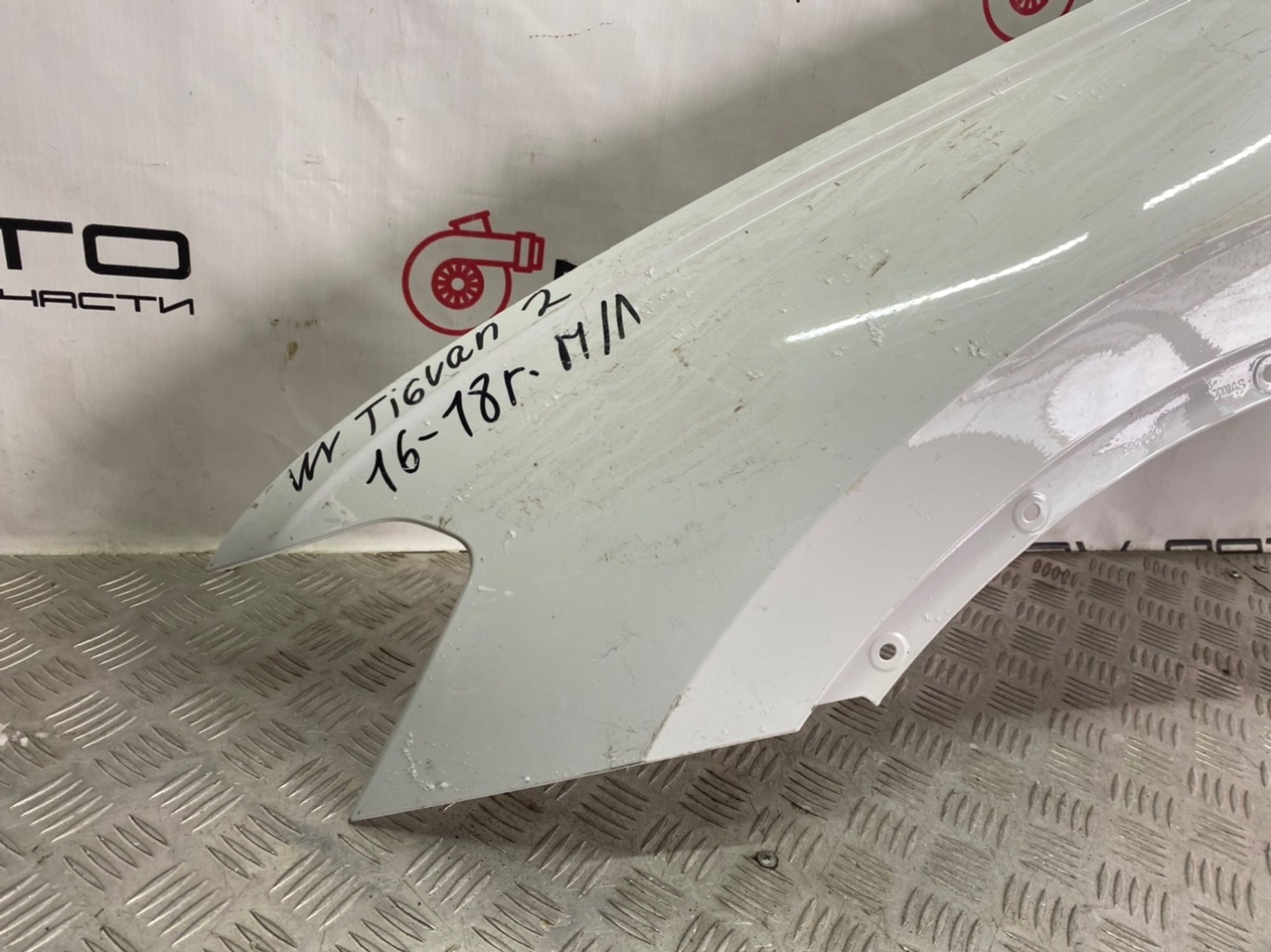 Б/У крыло передний левый Volkswagen Tiguan 2 AD1, 4990 рублей, Краснодар