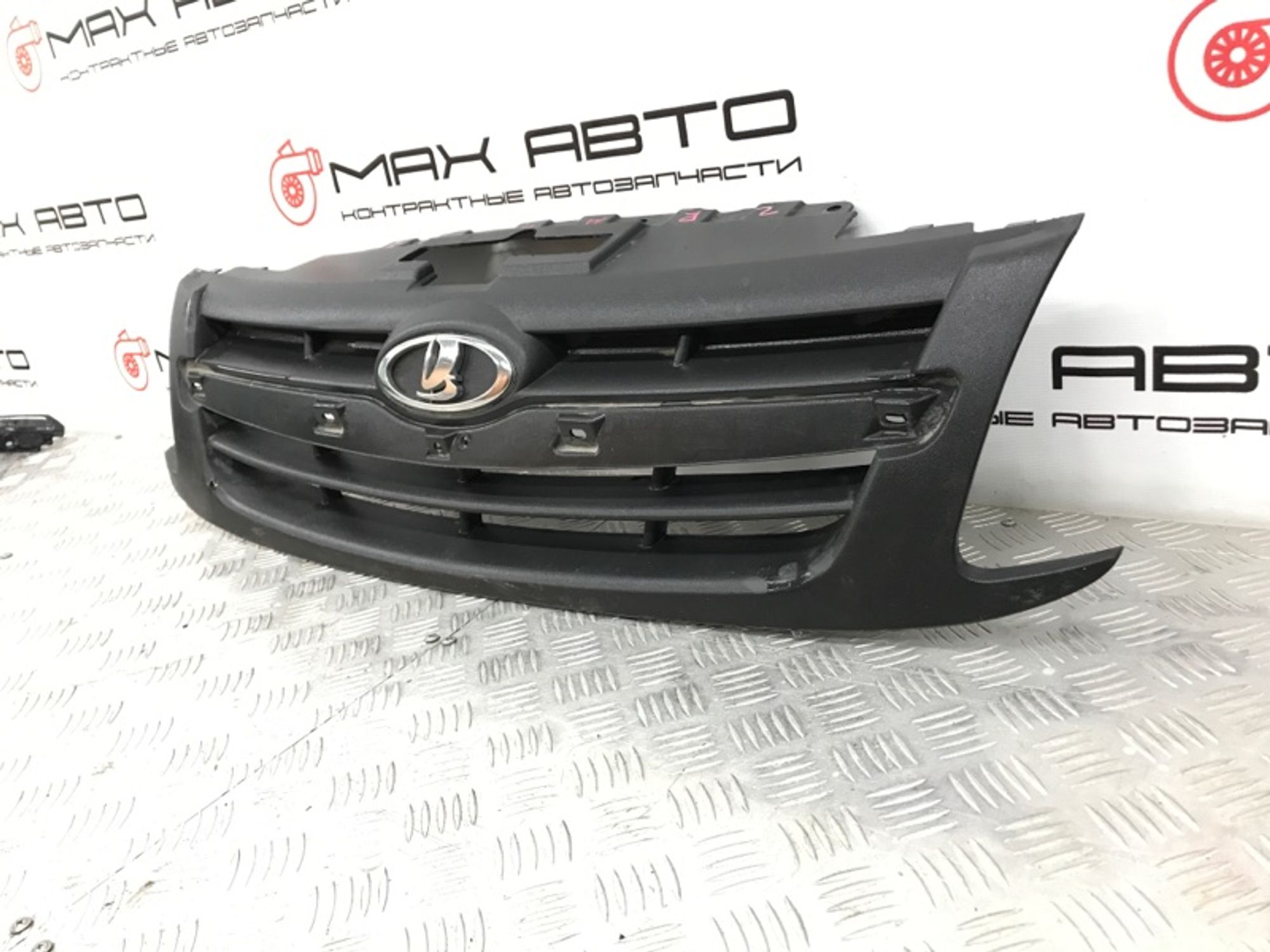 Решетка радиатора Lada Granta 2190 2011, 690 рублей, Краснодар